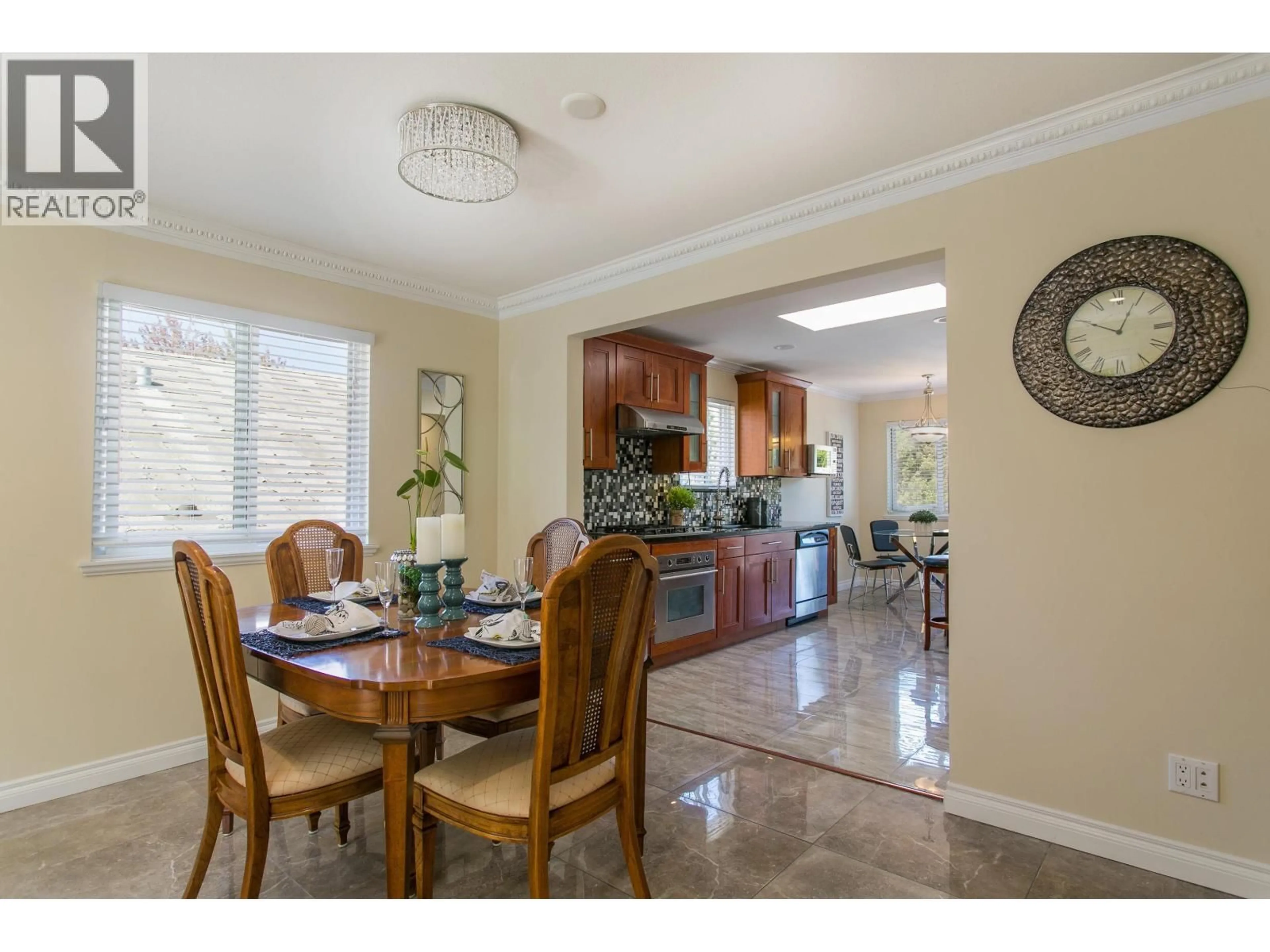 Dining room, ceramic/tile floor for 915 23RD AVENUE, Vancouver British Columbia V5V1Y6