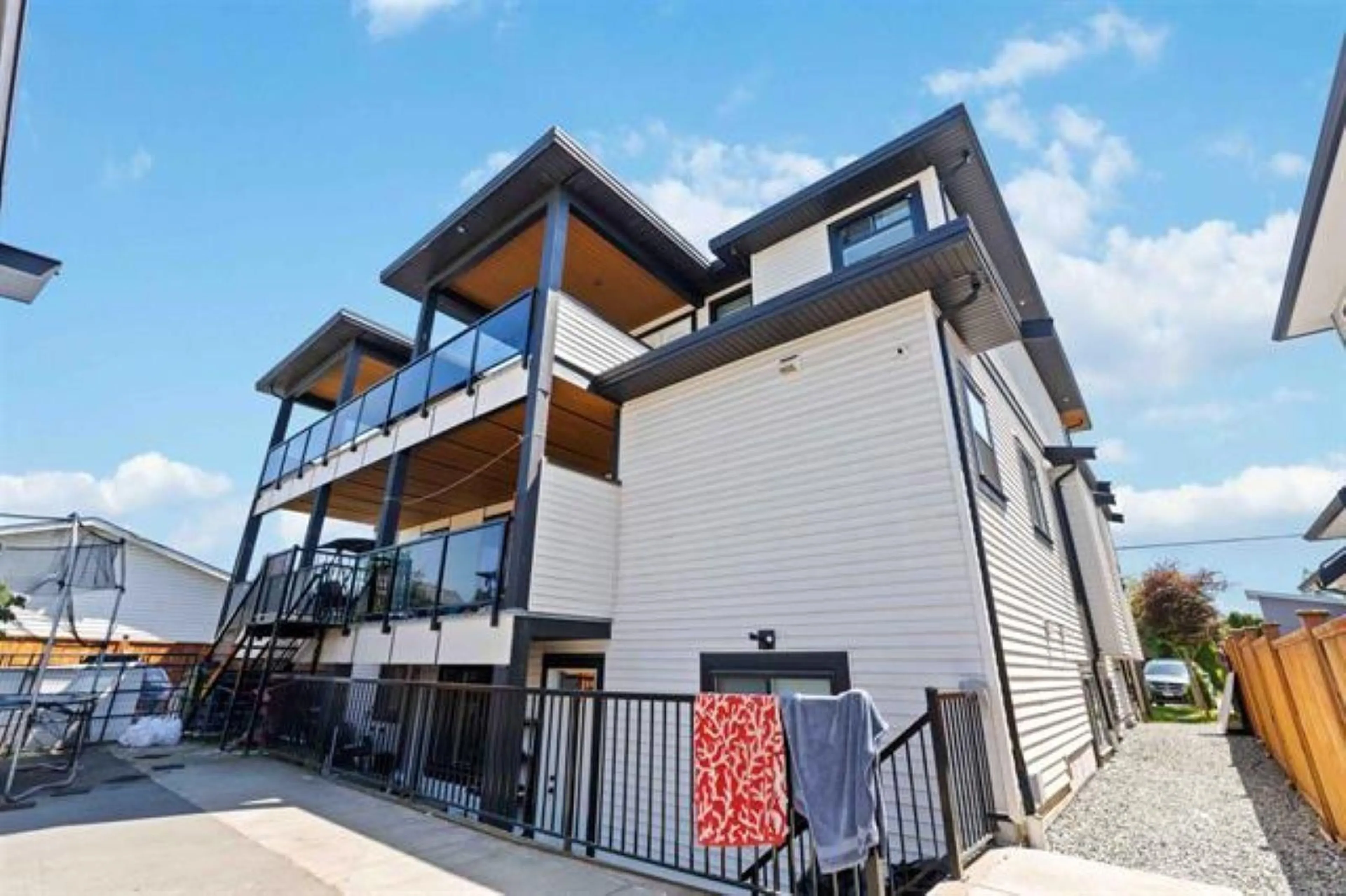 Unknown for 32235 PINEVIEW AVENUE, Abbotsford British Columbia V2T1R2