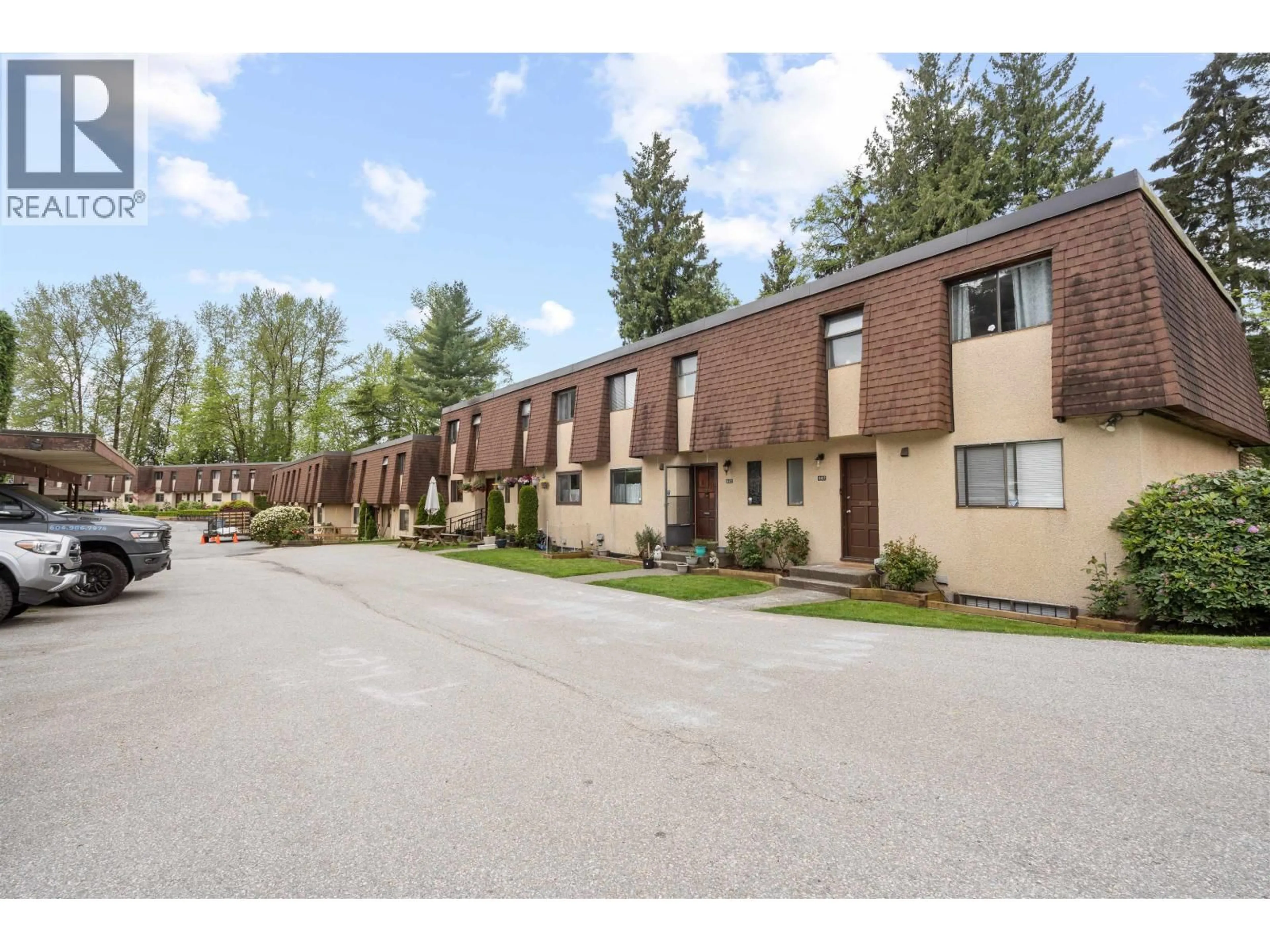 Unknown for 883 OLD LILLOOET ROAD, North Vancouver British Columbia V7J2H6