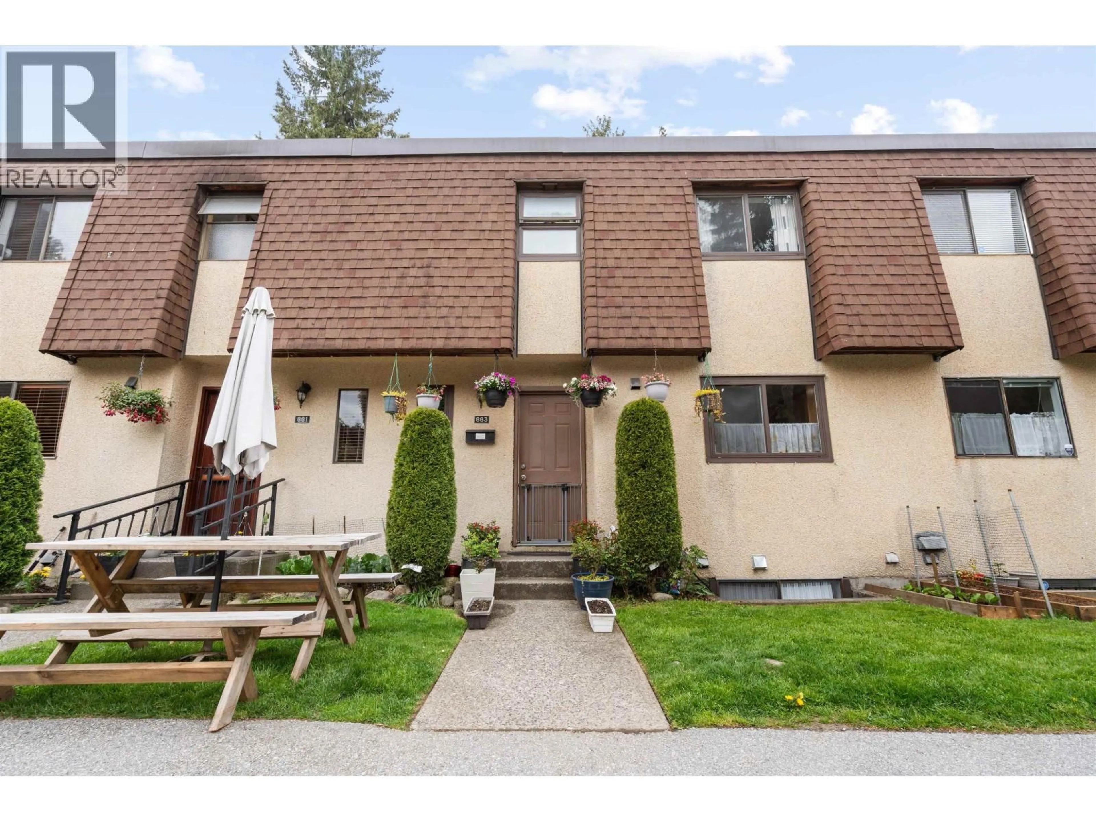 Unknown for 883 OLD LILLOOET ROAD, North Vancouver British Columbia V7J2H6