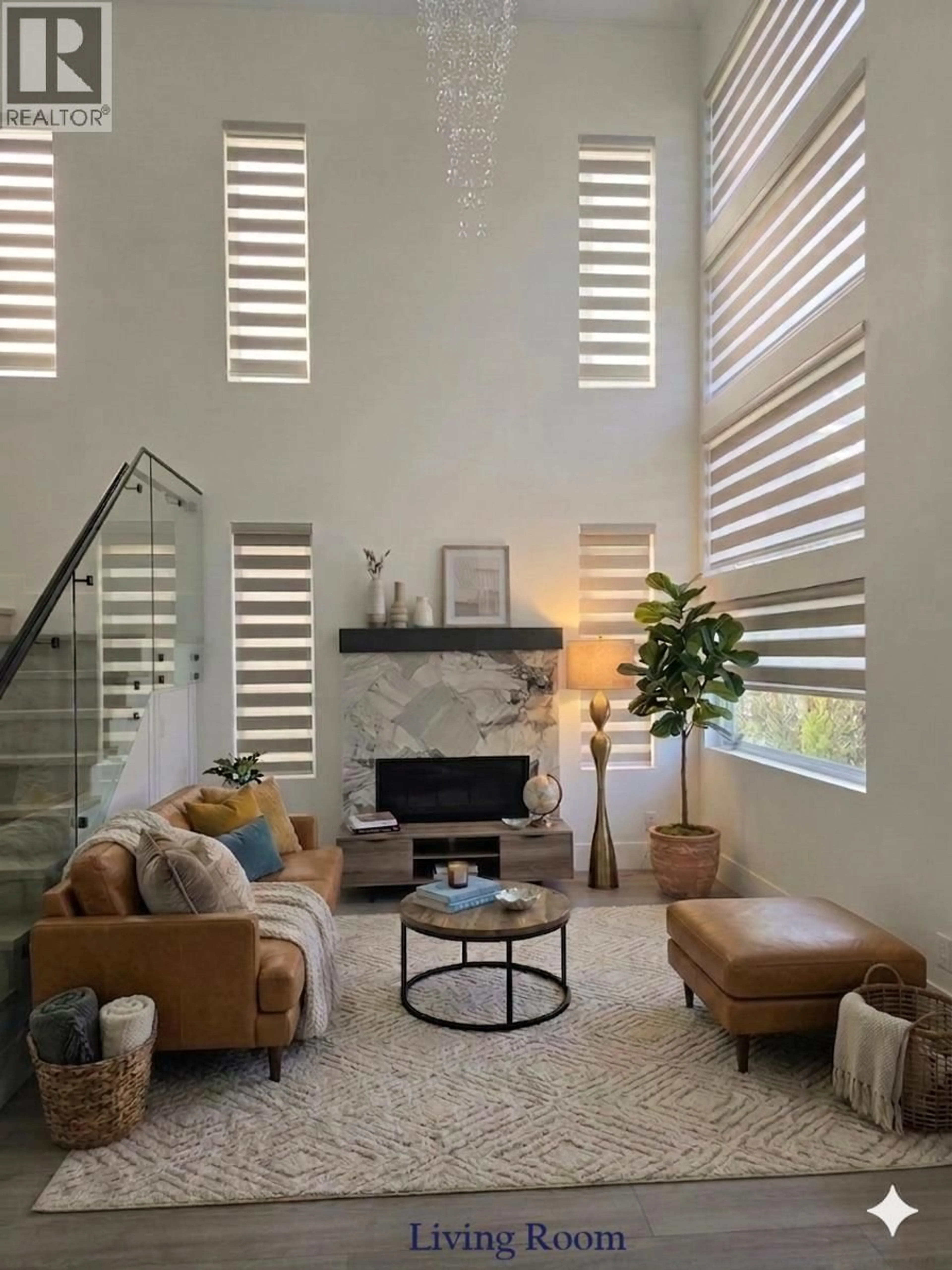 Living room with furniture, unknown for 21794 126 AVENUE, Maple Ridge British Columbia V2X4N9