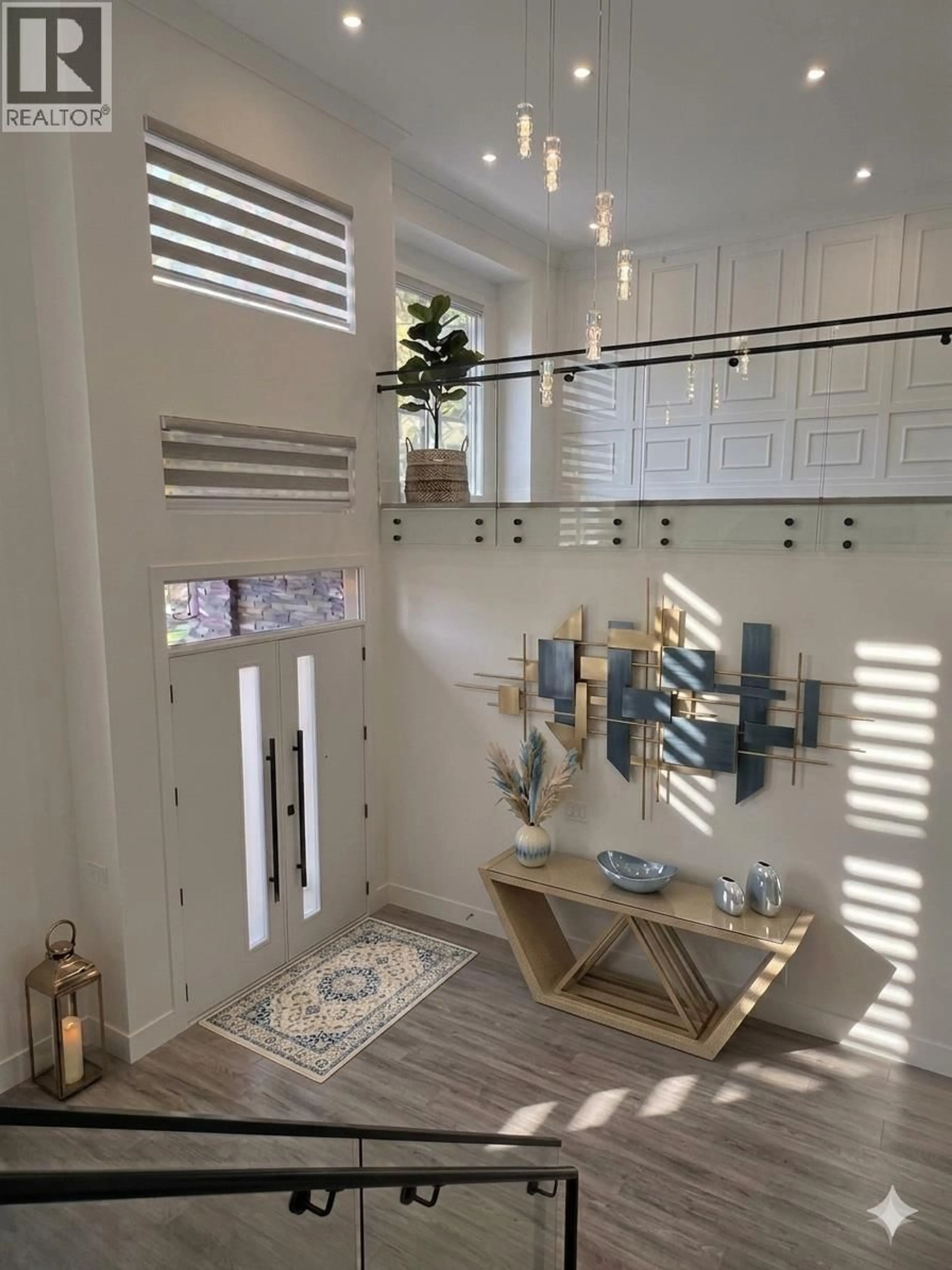 Indoor entryway for 21794 126 AVENUE, Maple Ridge British Columbia V2X4N9