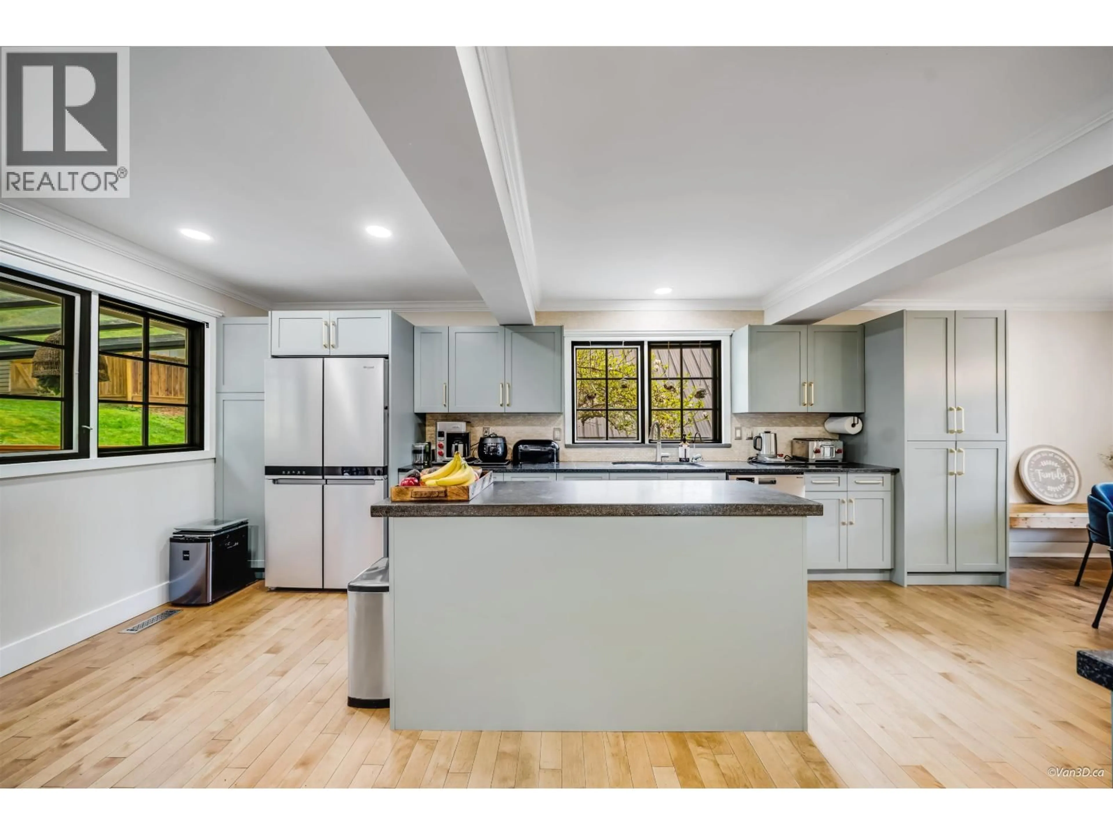 Open concept kitchen, unknown for 1570 EAST ROAD, Anmore British Columbia V3H4X6