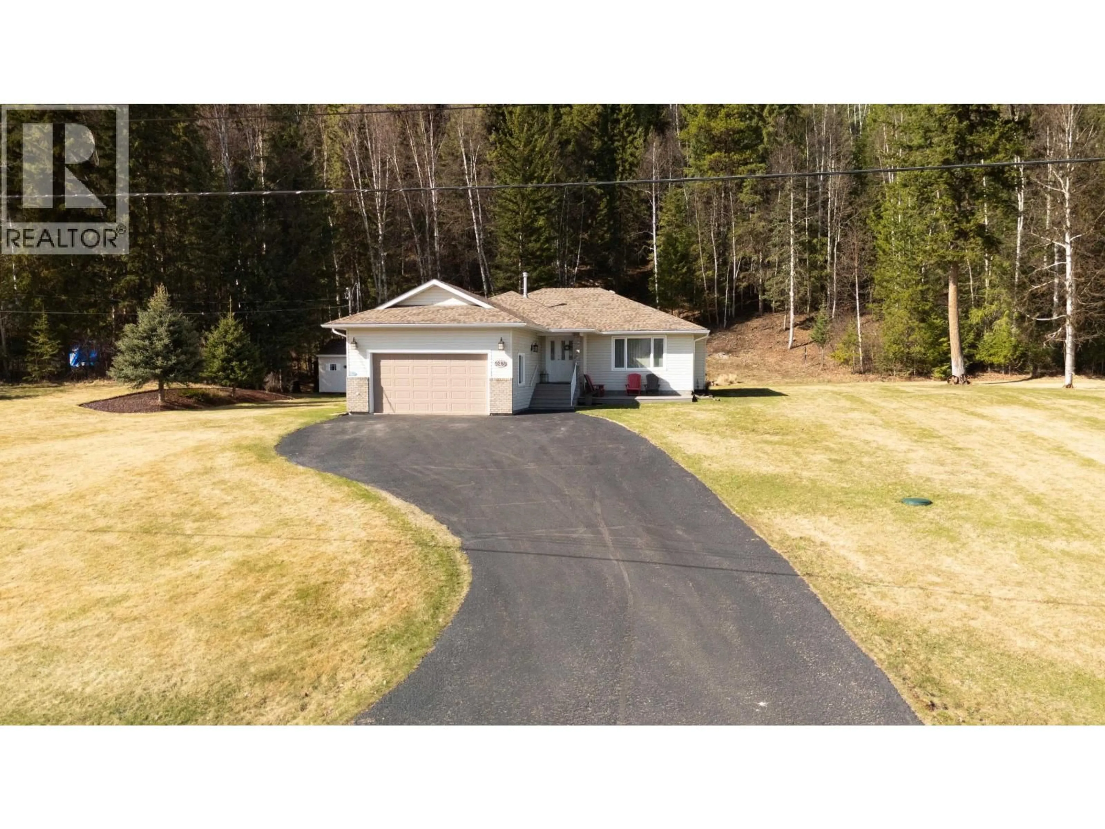 A pic from outside/outdoor area/front of a property/back of a property/a pic from drone, street for 9288 SUMMERSET PLACE, Prince George British Columbia V2K4Z9