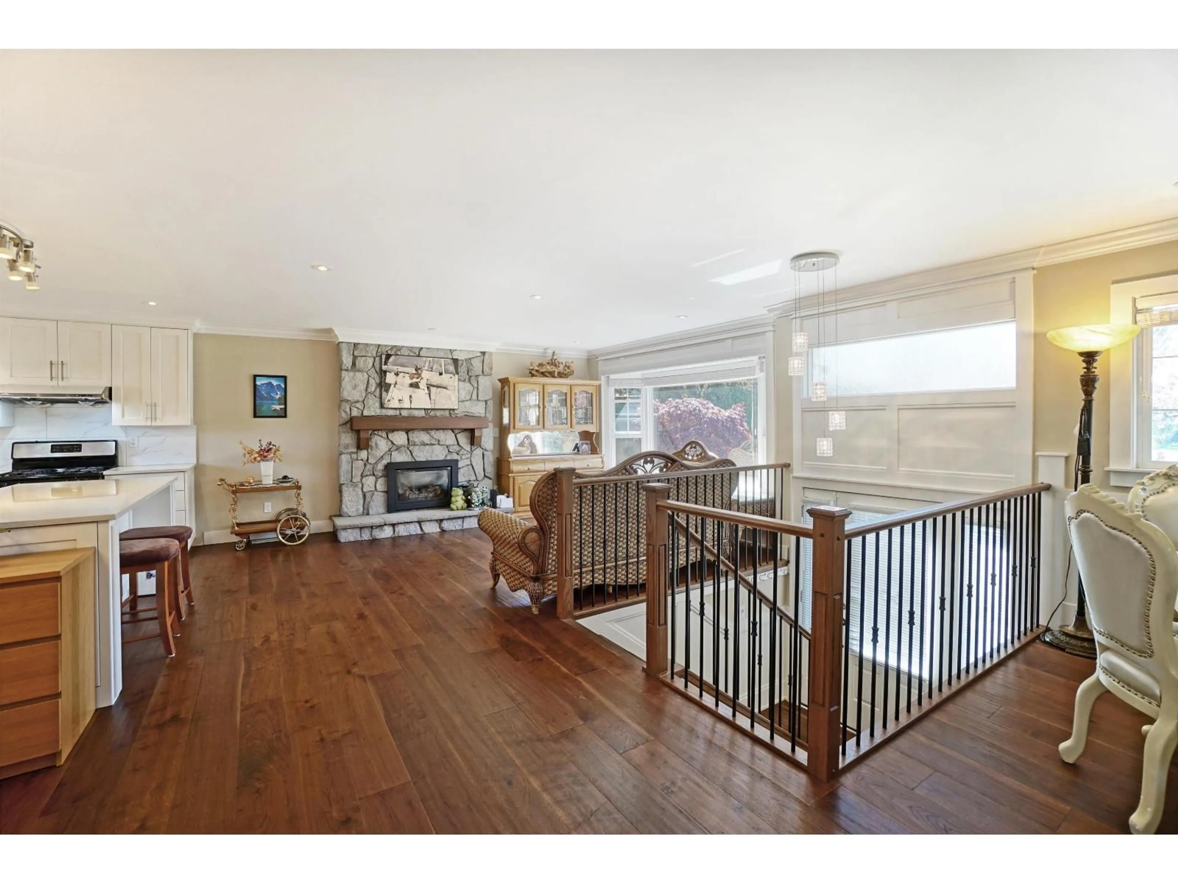 Unknown for 15125 CANARY DRIVE, Surrey British Columbia V3R4V4