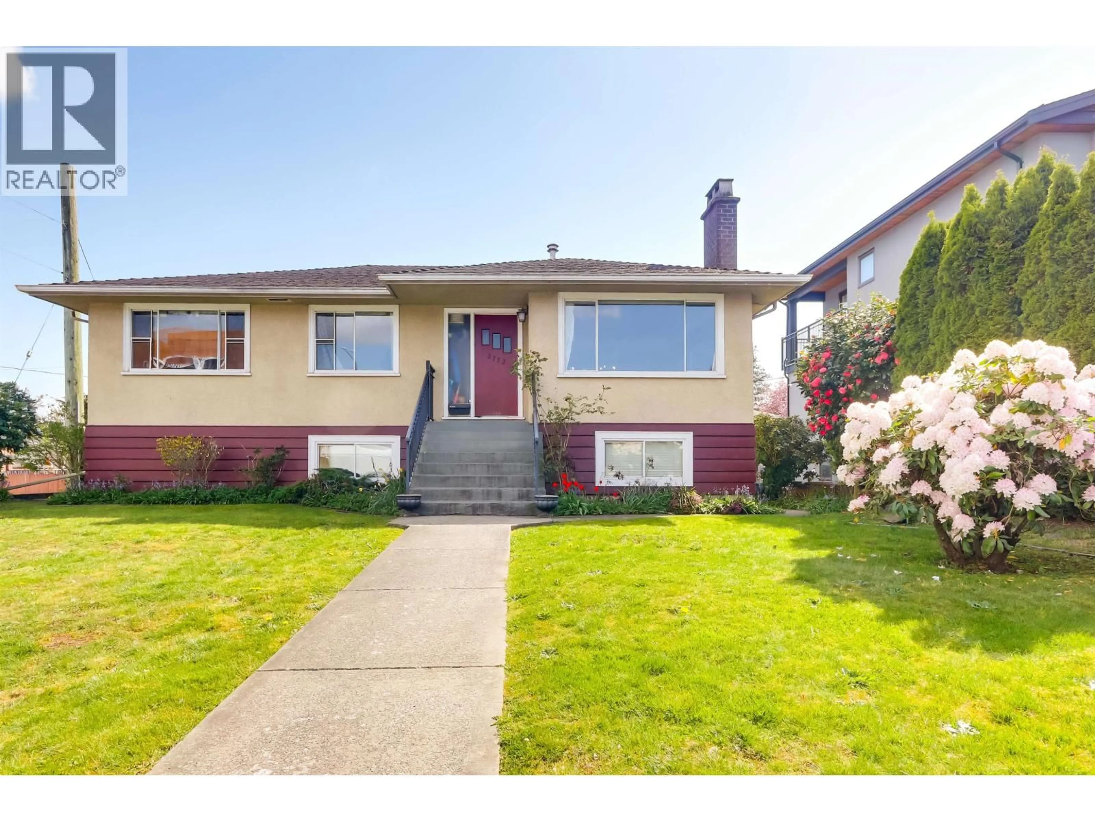 Home with vinyl exterior material, street for 3712 FIR STREET, Burnaby British Columbia V5G2A5