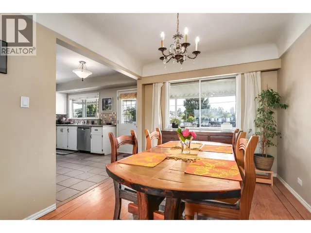 3712 FIR STREET, Burnaby 5
