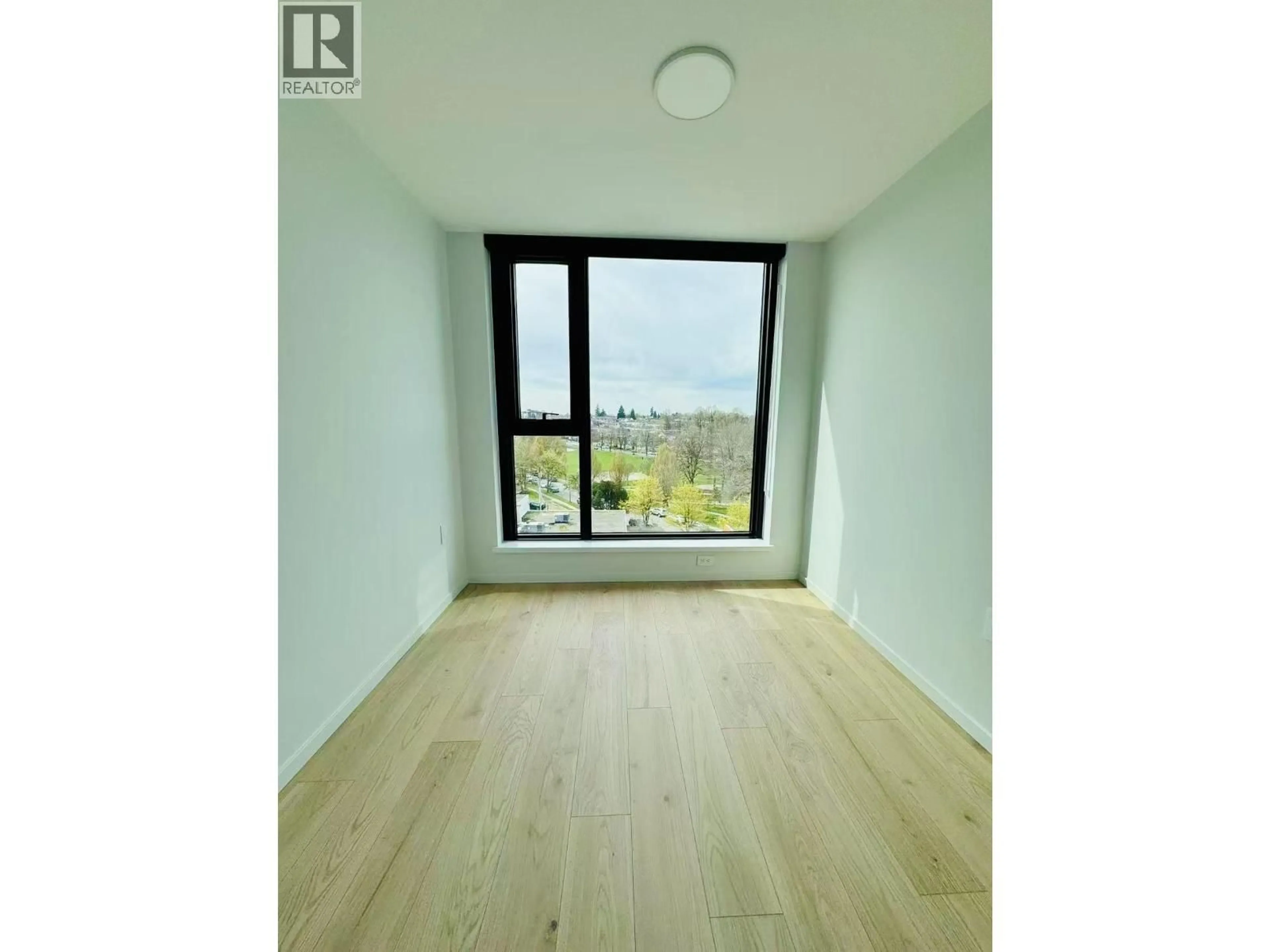 Unknown for 602 - 2729 KINGSWAY, Vancouver British Columbia V5R4S9