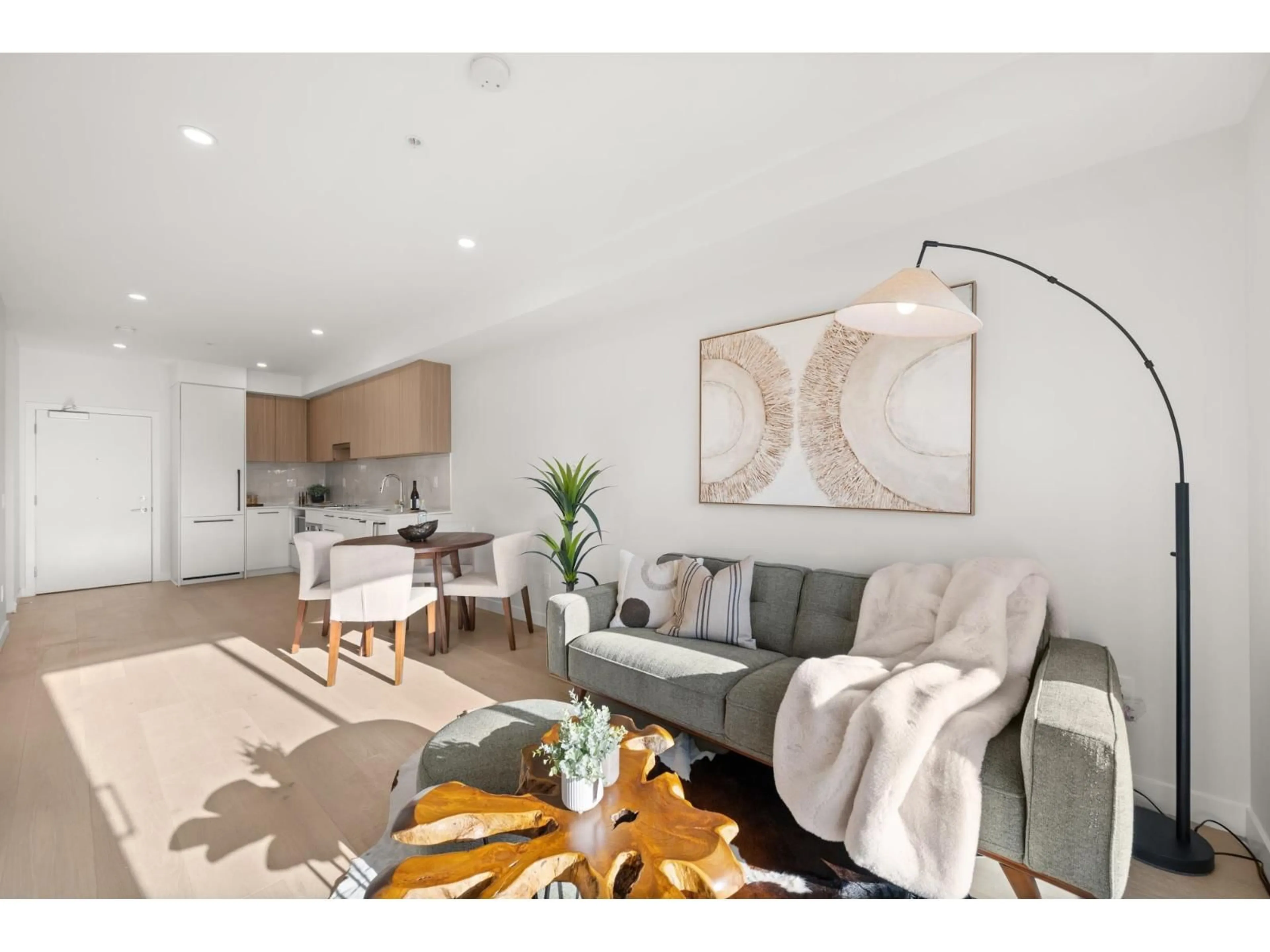 Living room with furniture, unknown for 308 - 5398 207 STREET, Langley British Columbia V3A2E6