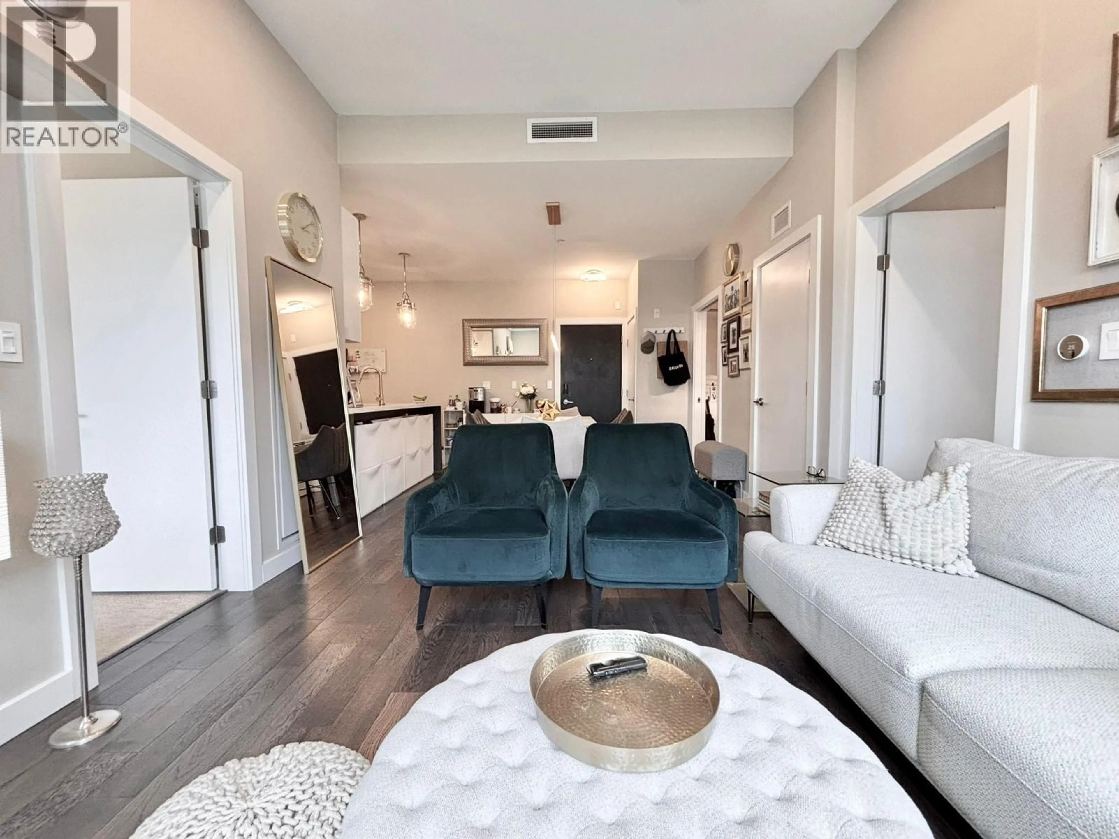 Living room with furniture, unknown for 602 - 5399 CEDARBRIDGE WAY, Richmond British Columbia V6X0L6