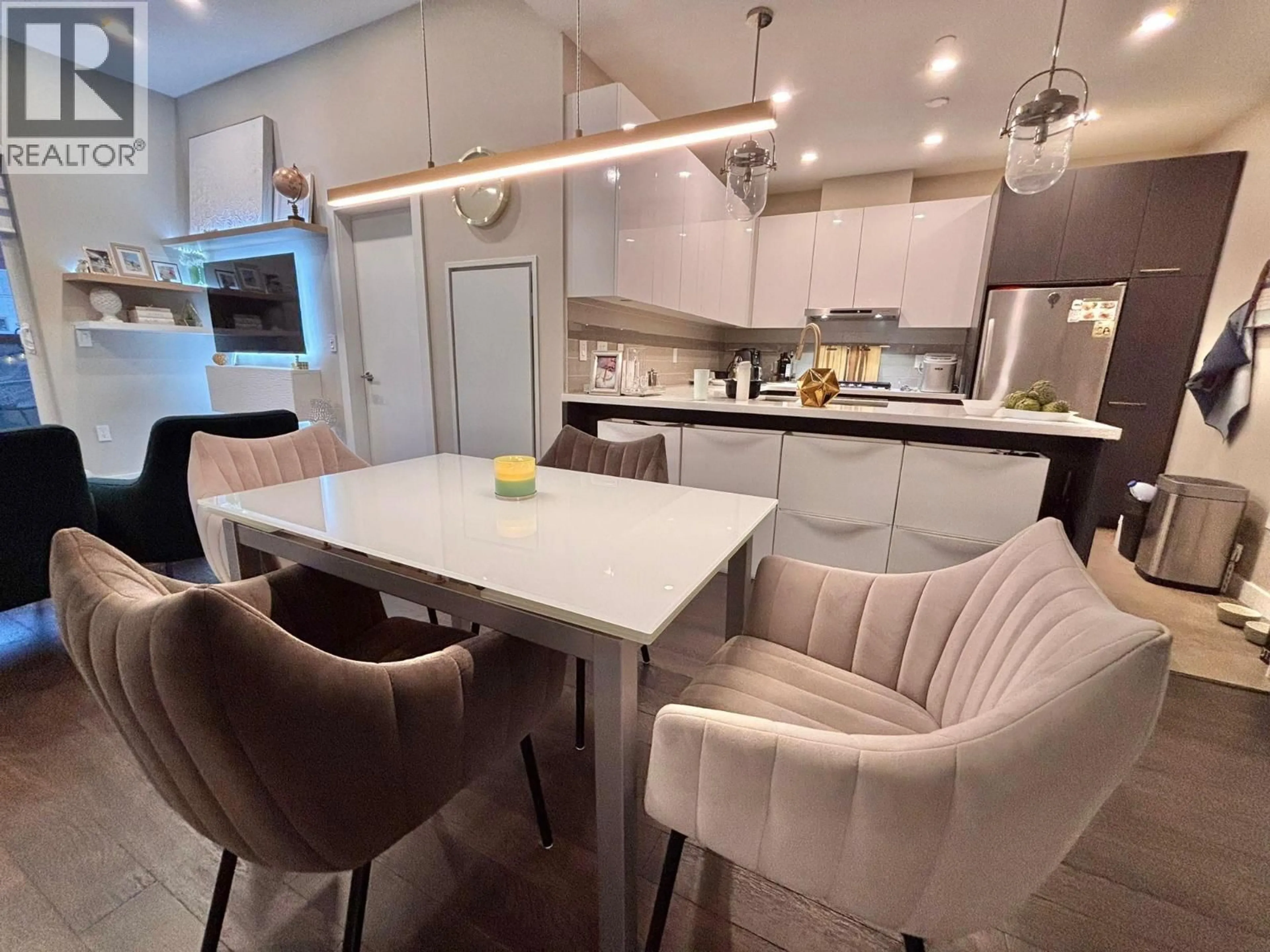 Open concept kitchen, ceramic/tile floor for 602 - 5399 CEDARBRIDGE WAY, Richmond British Columbia V6X0L6