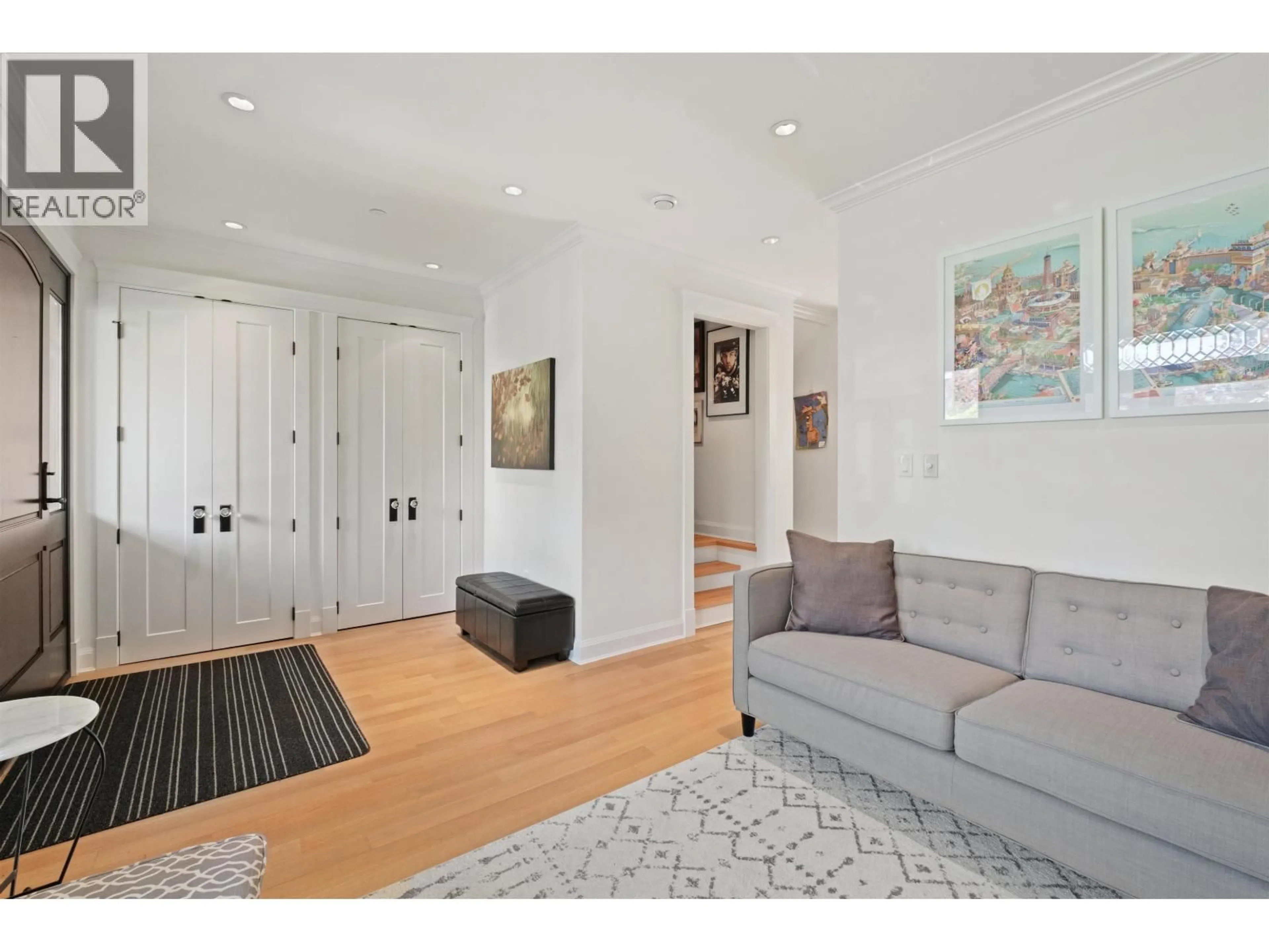 Unknown for 1008 14TH AVENUE, Vancouver British Columbia V5T2N9