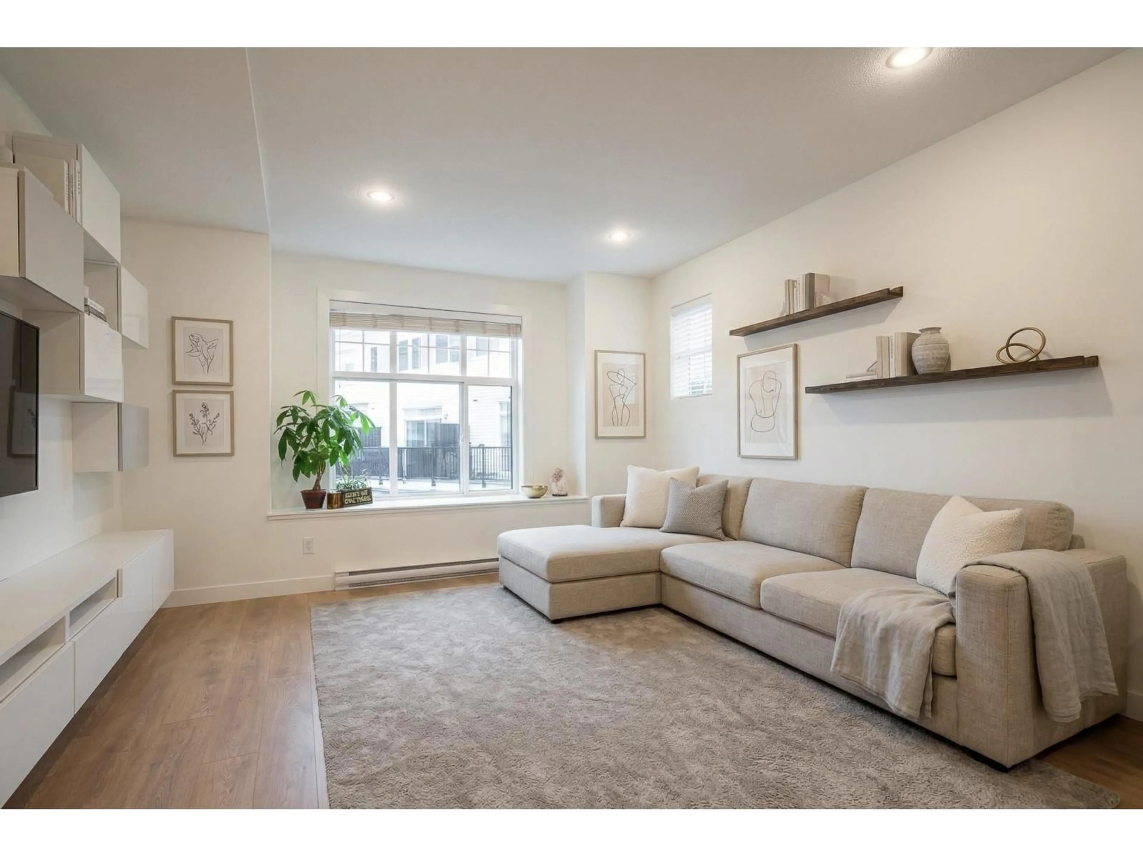 Living room with furniture, unknown for 85 - 27735 ROUNDHOUSE DRIVE, Abbotsford British Columbia V4X0B9