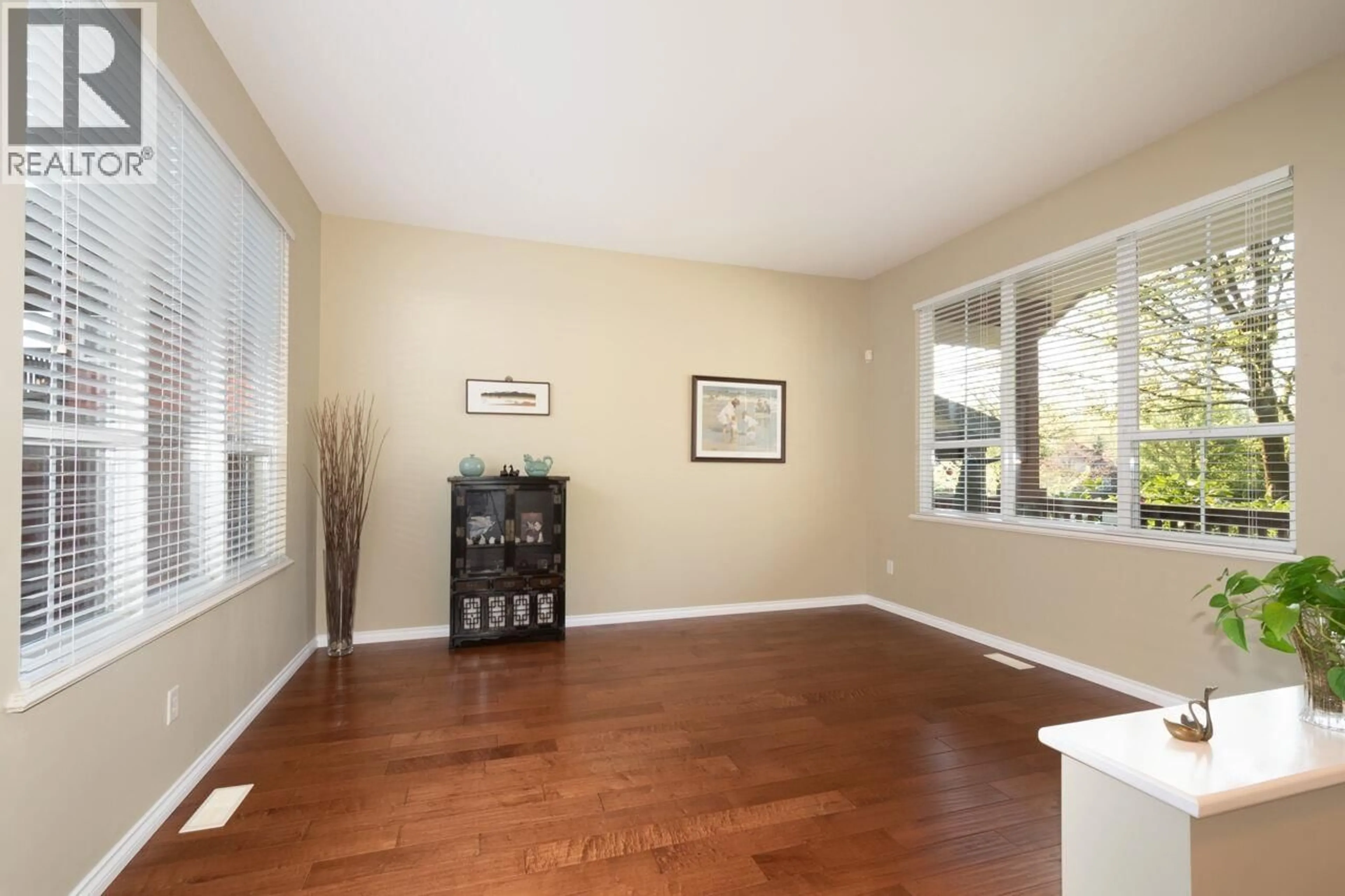 Unknown for 10 ASHWOOD DRIVE, Port Moody British Columbia V3H5H2