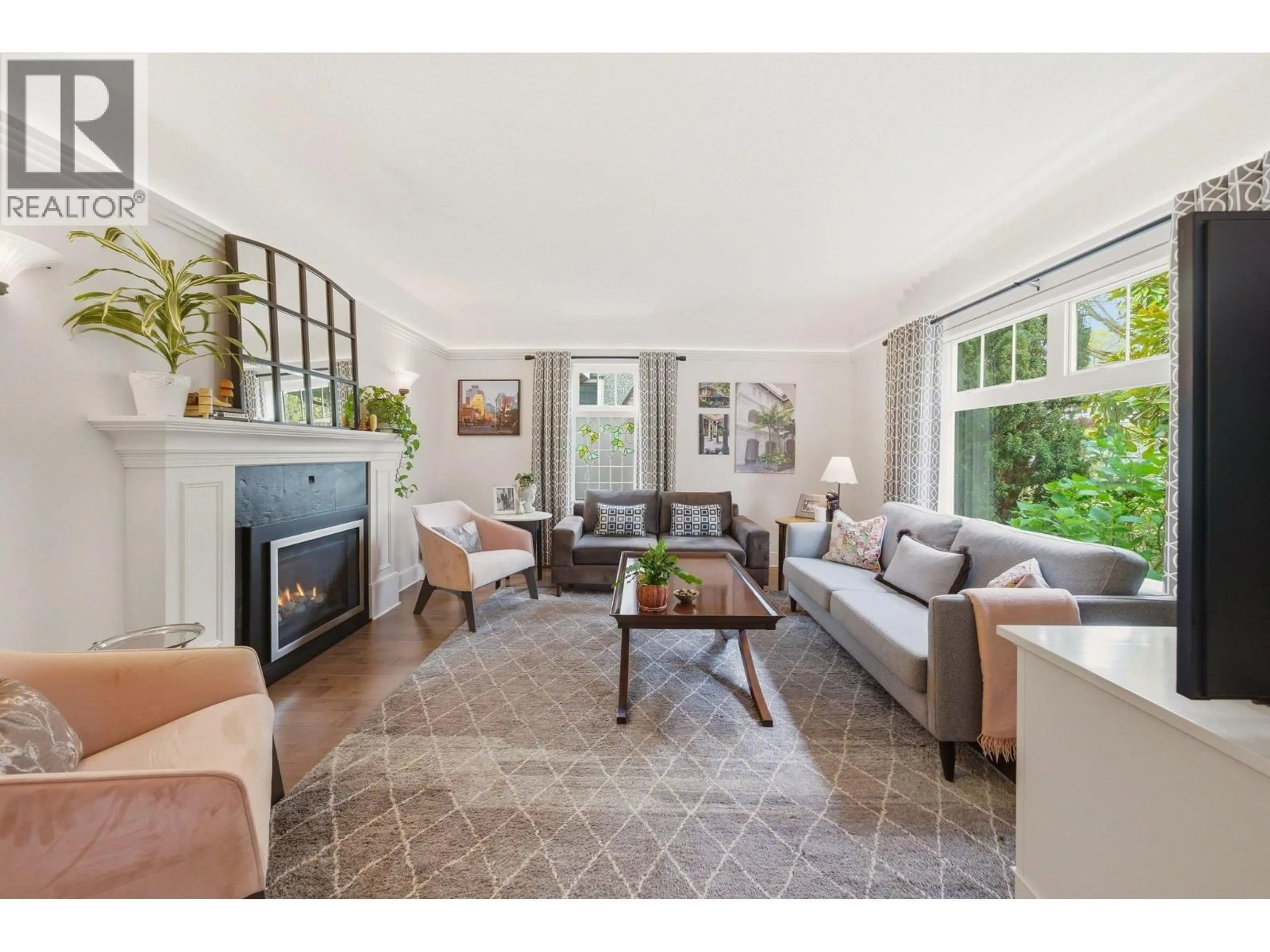 Unknown for 1418 HAMILTON STREET, New Westminster British Columbia V3M2N6