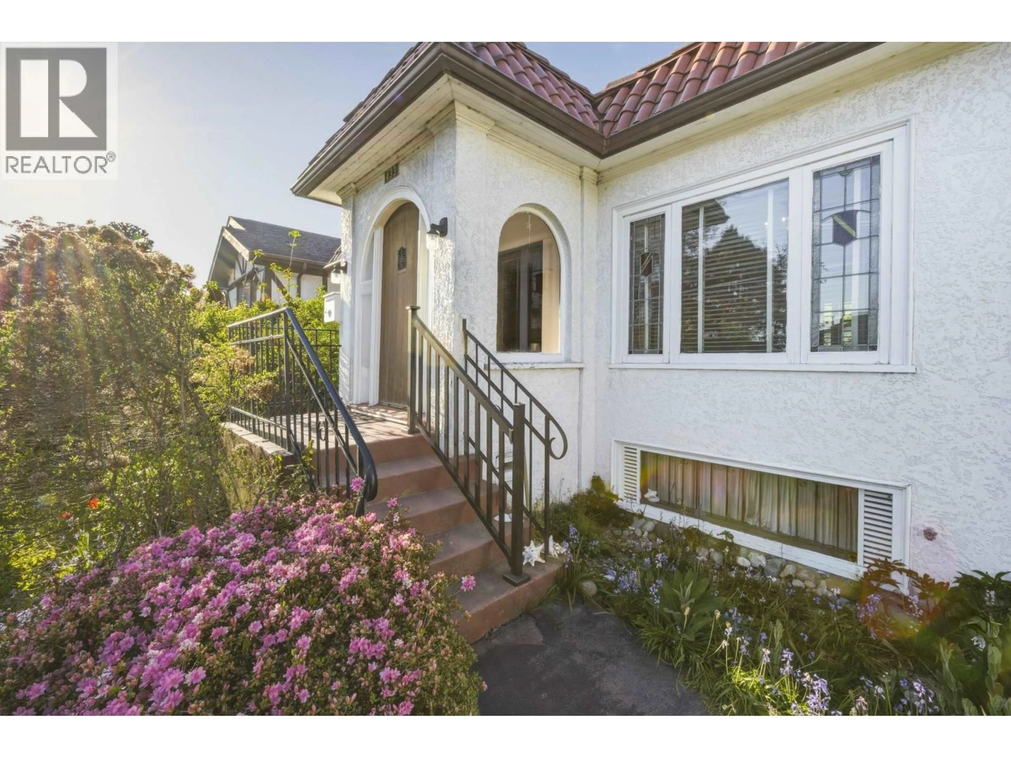 Unknown for 433 48TH AVENUE, Vancouver British Columbia V5W2E4