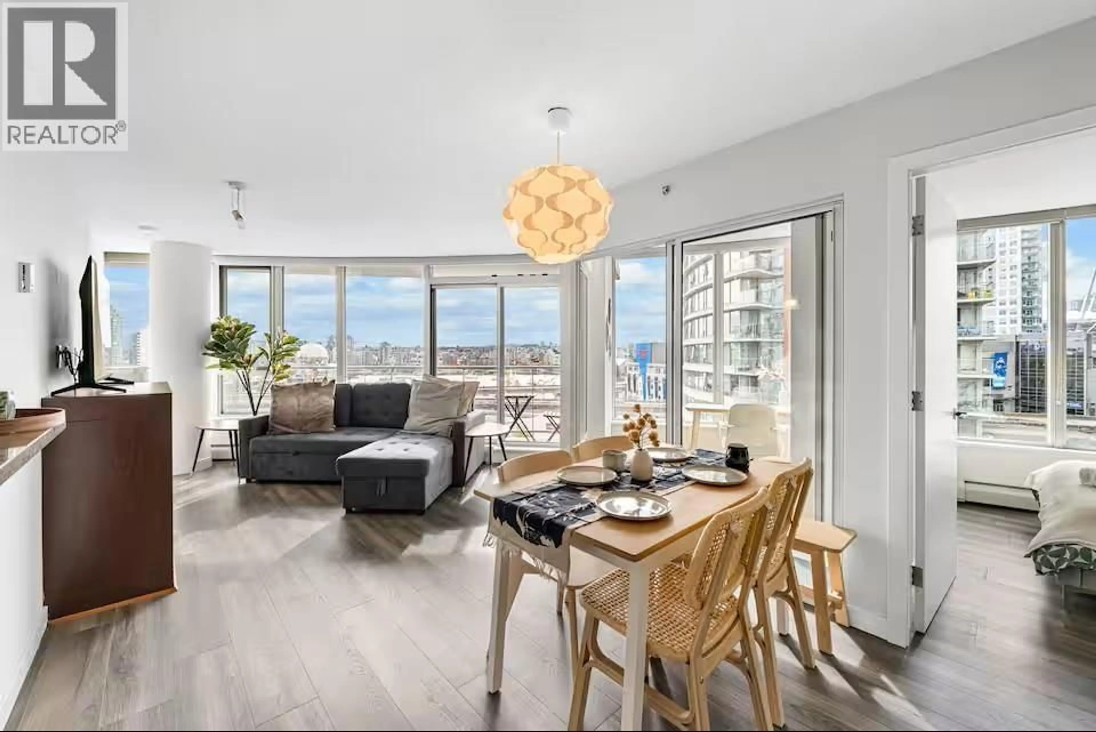 Unknown for 1102 - 58 KEEFER PLACE, Vancouver British Columbia V6B0B8