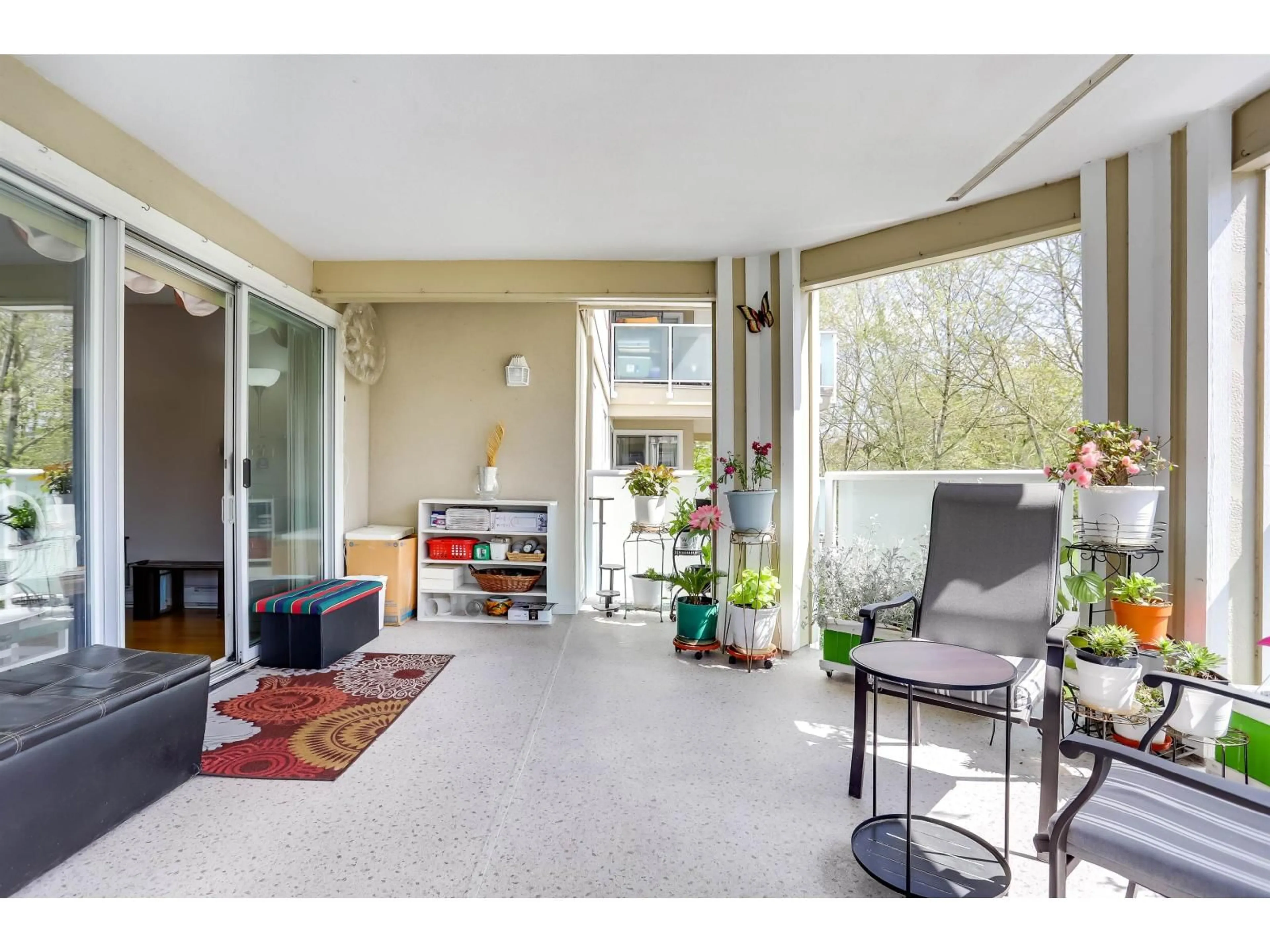 Unknown for 204 - 20145 55A AVENUE, Langley British Columbia V3A8L6