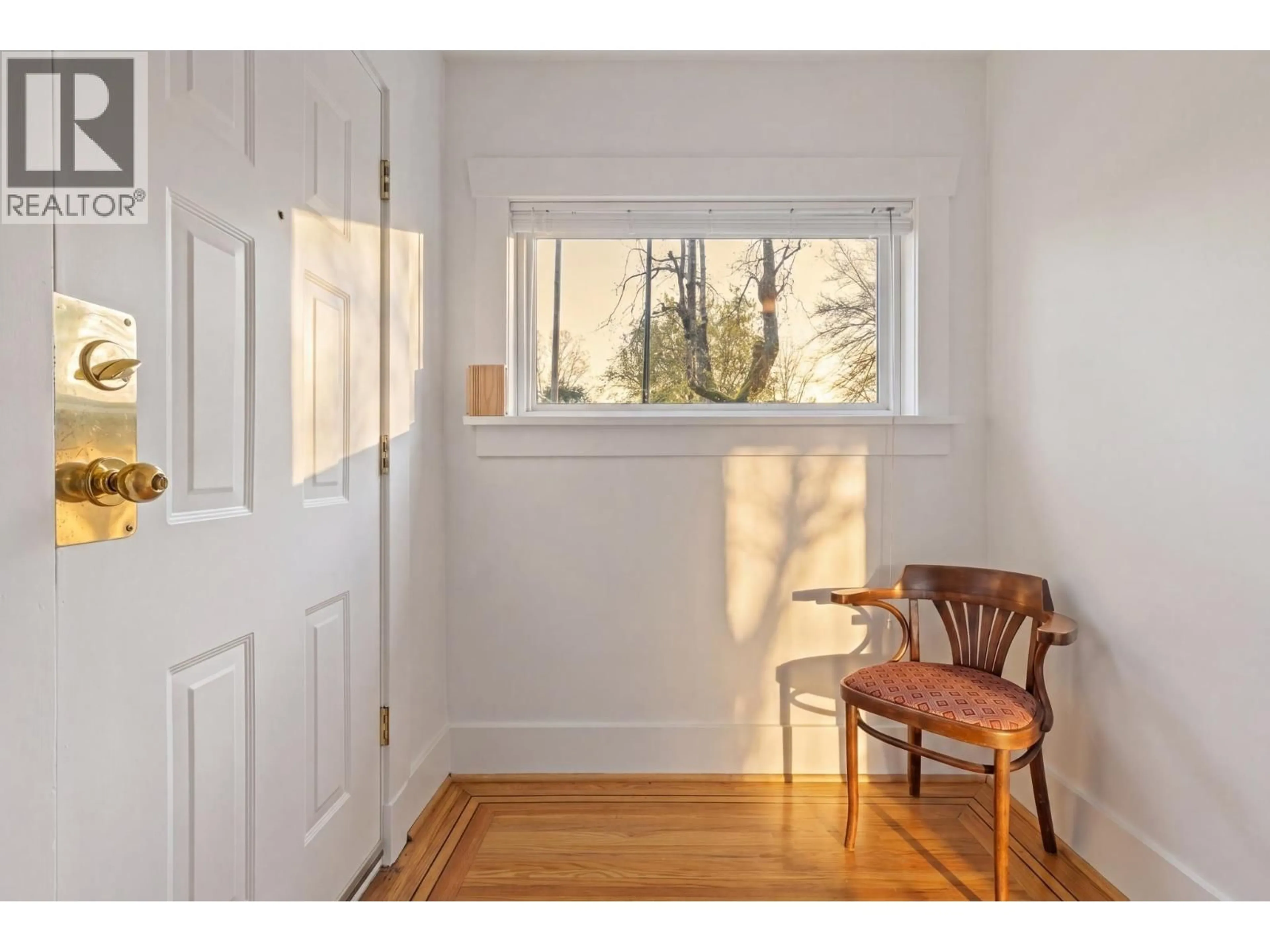 Unknown for 2273 2ND AVENUE, Vancouver British Columbia V5N1G1