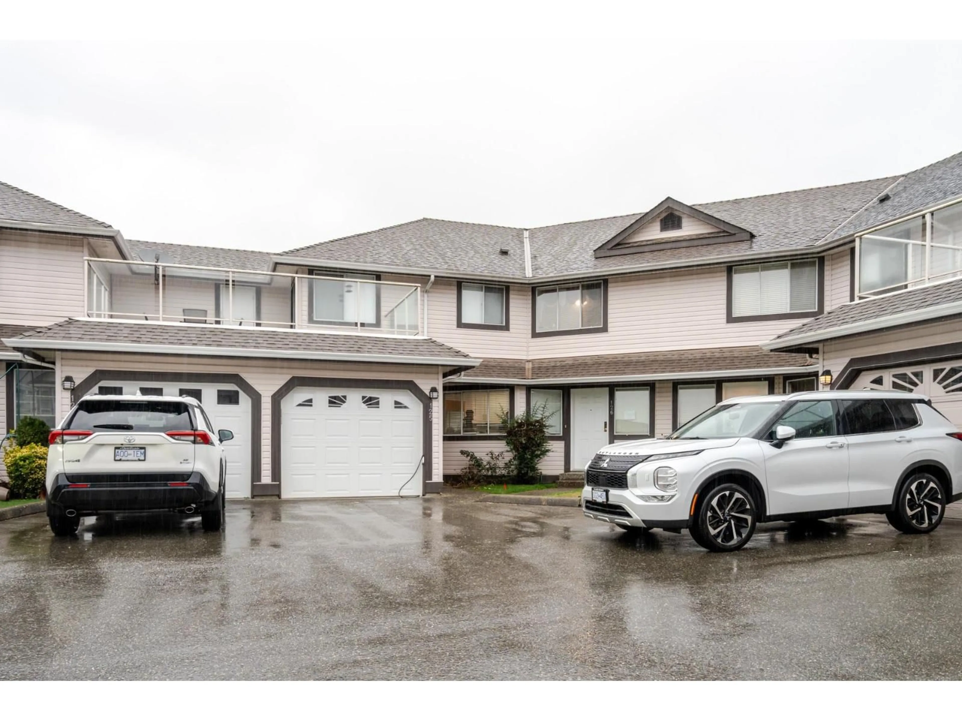 Indoor garage for 125 - 3080 TOWNLINE ROAD, Abbotsford British Columbia V2T5M2