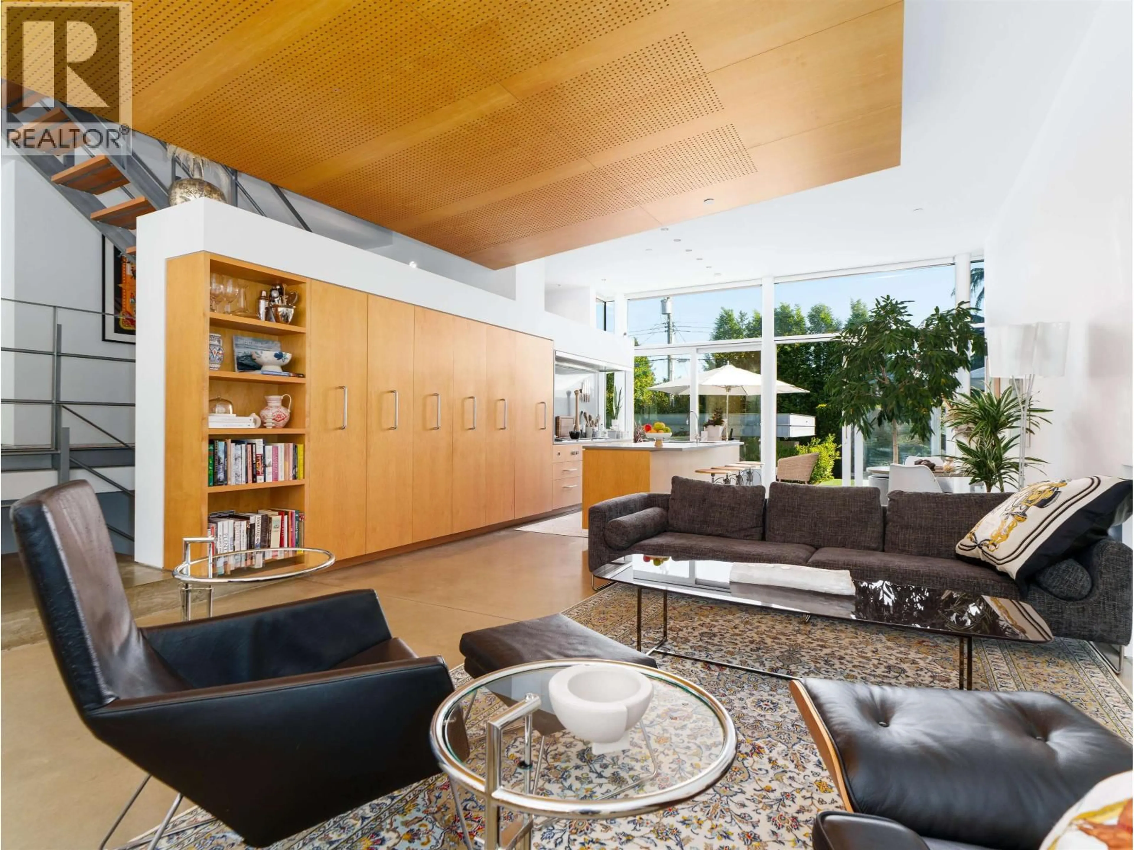 Unknown for 4056 36TH AVENUE, Vancouver British Columbia V6N2S9