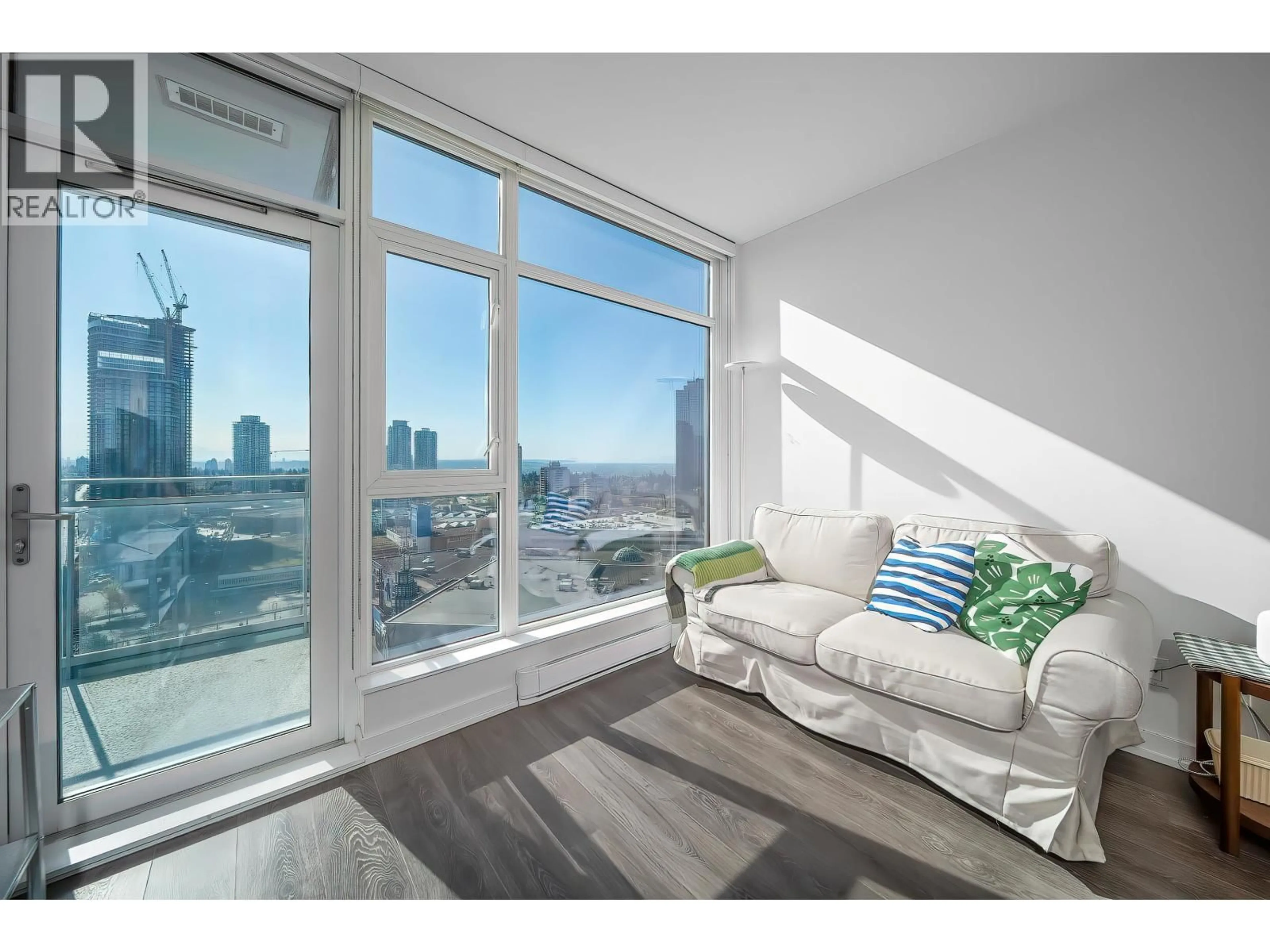 Unknown for 2508 - 4688 KINGSWAY STREET, Burnaby British Columbia V5H0E9