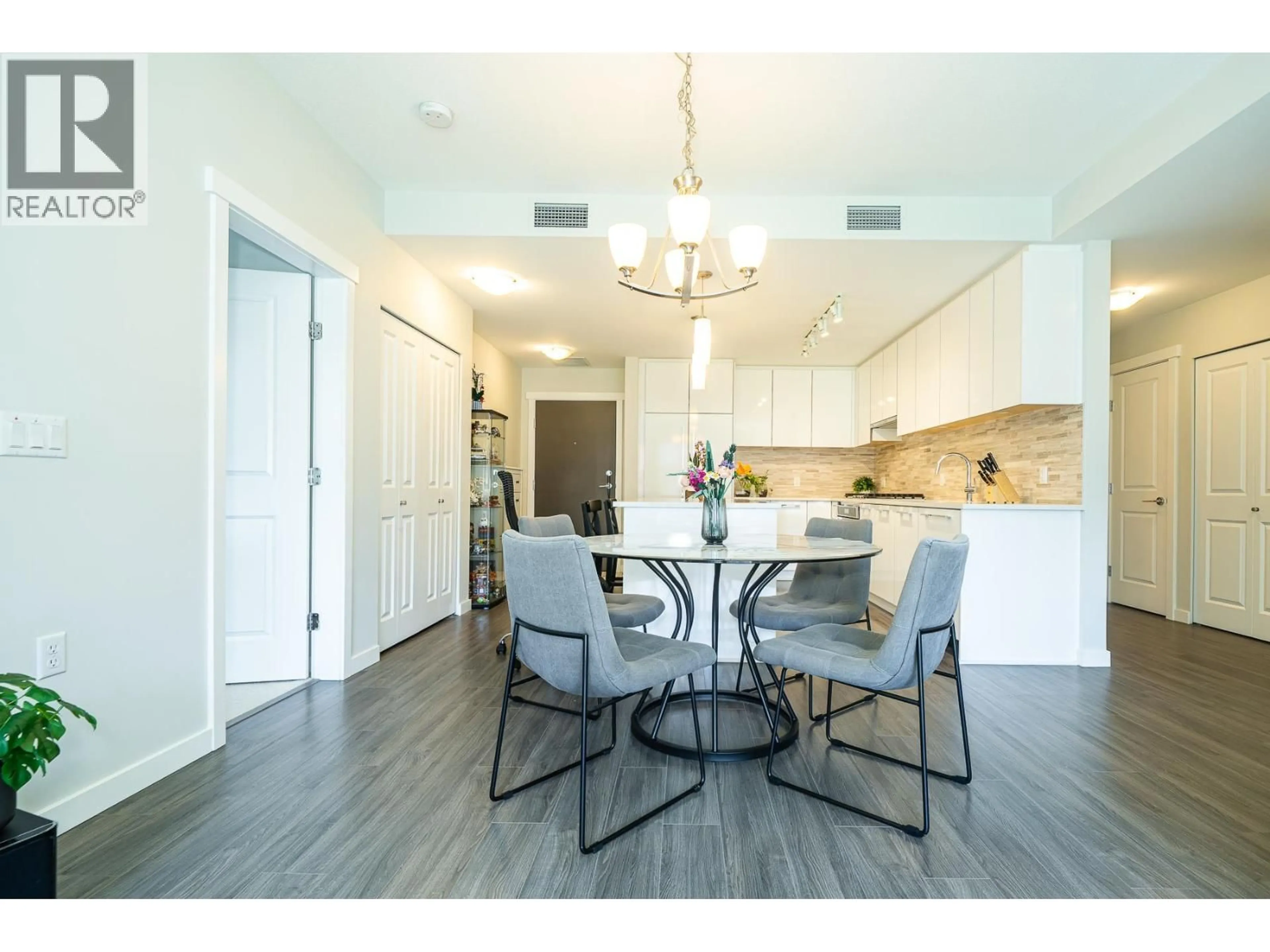 Unknown for 213 - 9551 ALEXANDRA ROAD, Richmond British Columbia V6X0S6