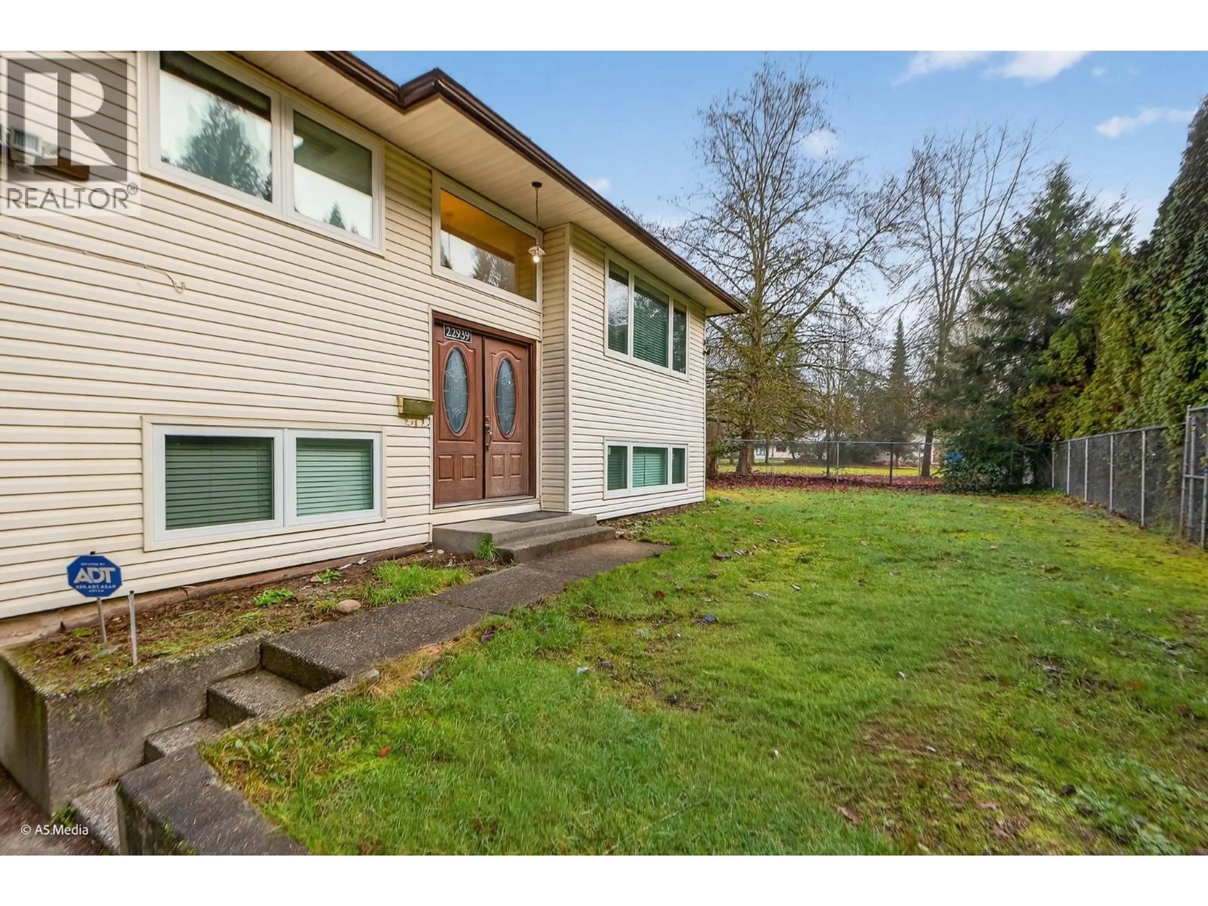 A pic from outside/outdoor area/front of a property/back of a property/a pic from drone, street for 22939 128 AVENUE, Maple Ridge British Columbia V2X4R7