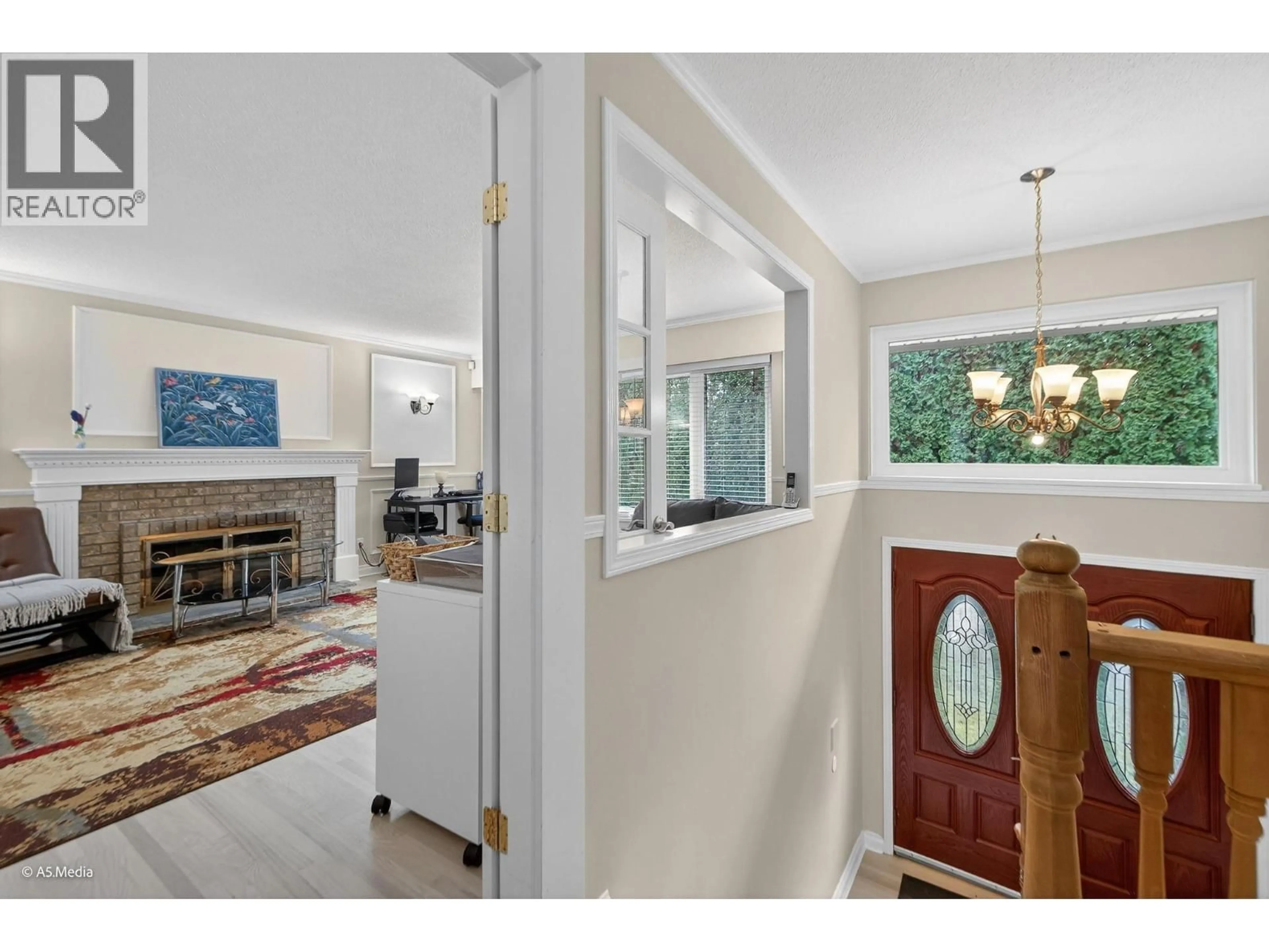 Indoor entryway for 22939 128 AVENUE, Maple Ridge British Columbia V2X4R7