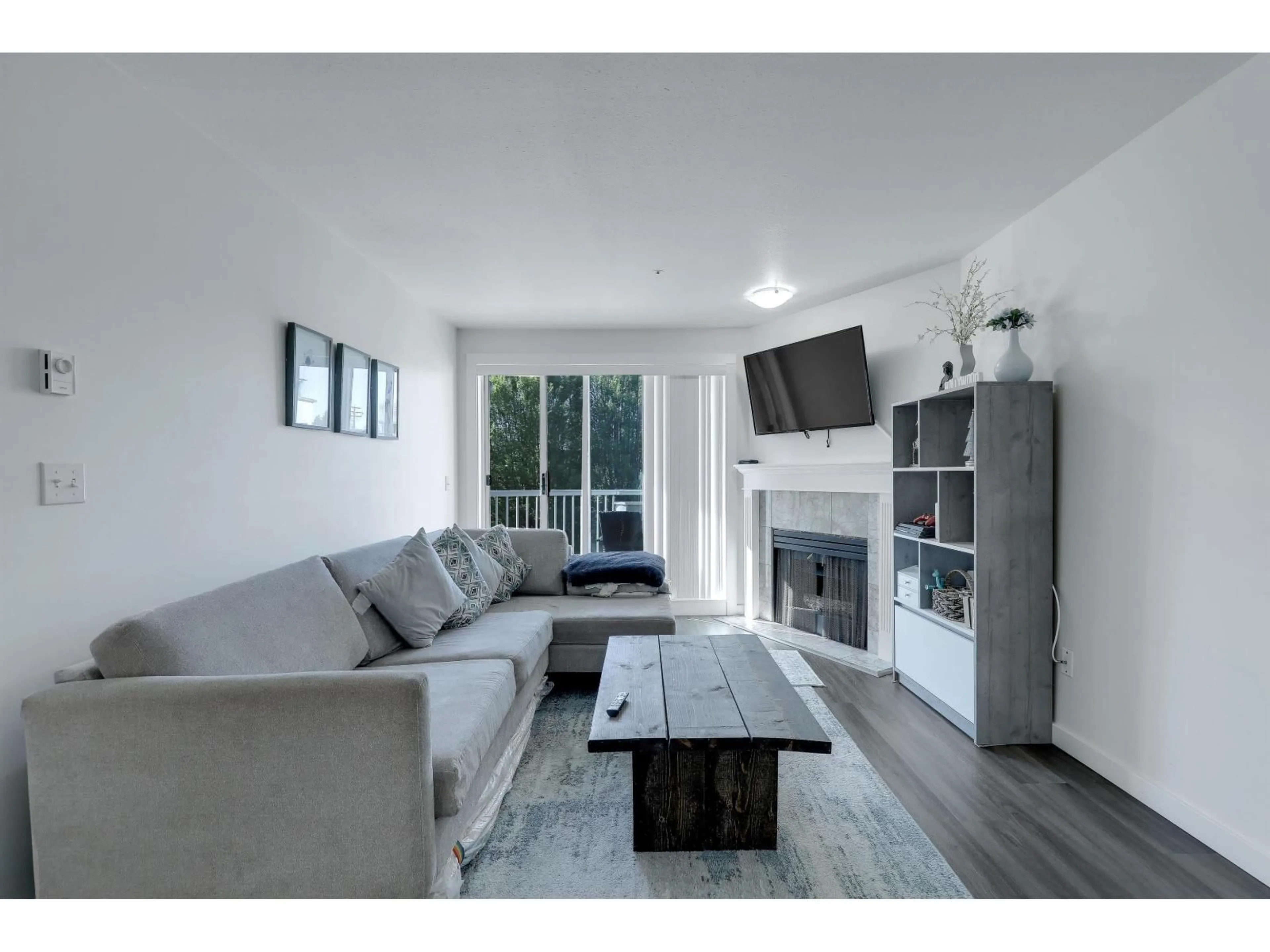 Living room with furniture, unknown for 336 - 32830 GEORGE FERGUSON WAY, Abbotsford British Columbia V2S7K1