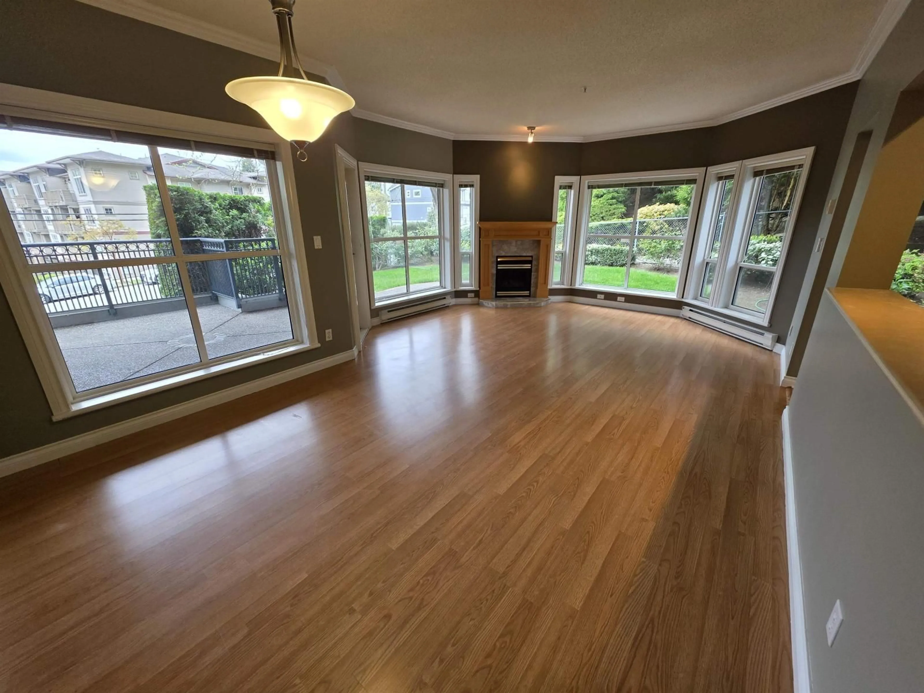 A pic of a room for 102 - 34101 OLD YALE ROAD, Abbotsford British Columbia V2S2K4