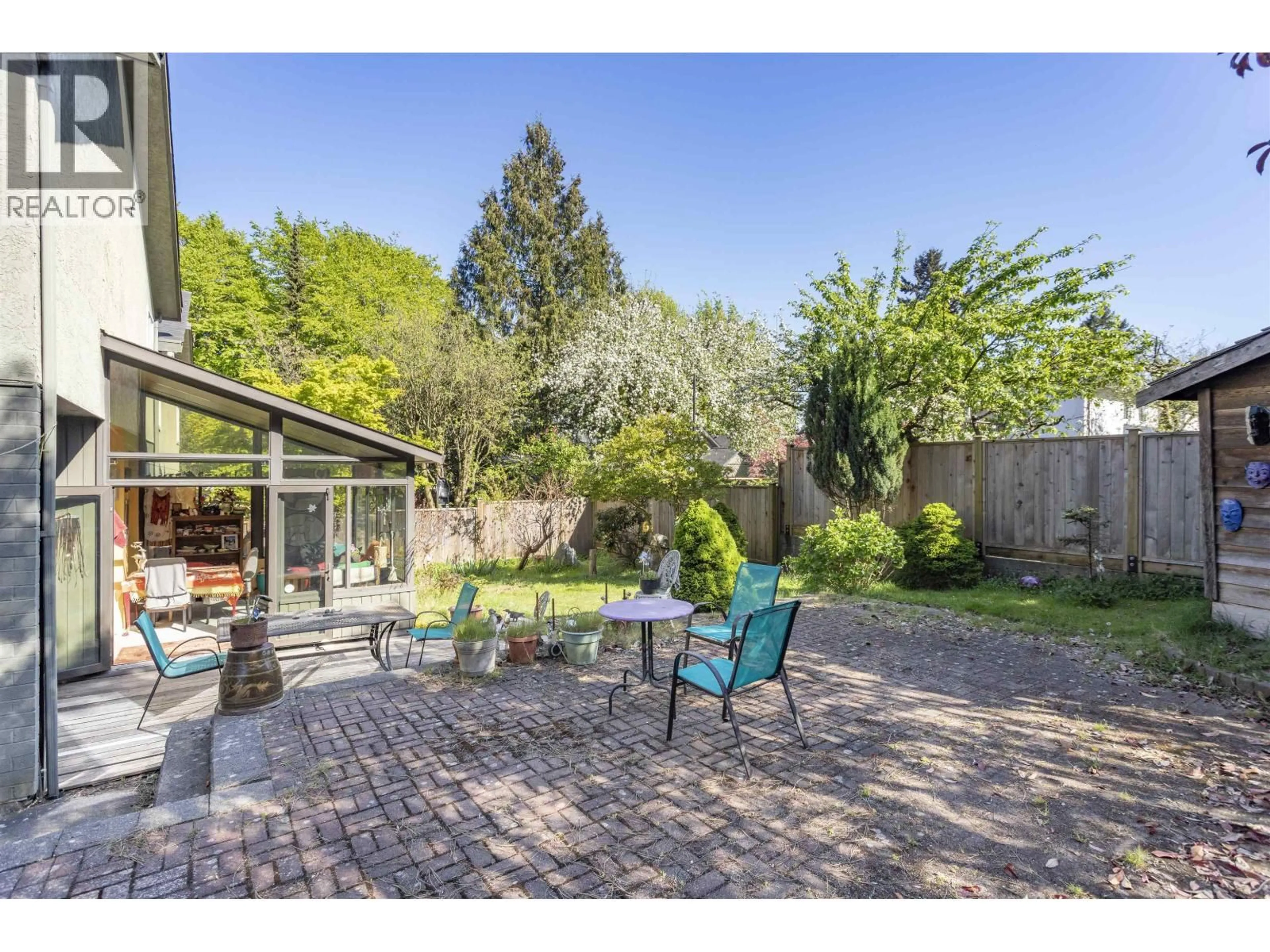 Unknown for 4334 QUEBEC STREET, Vancouver British Columbia V5V3I3