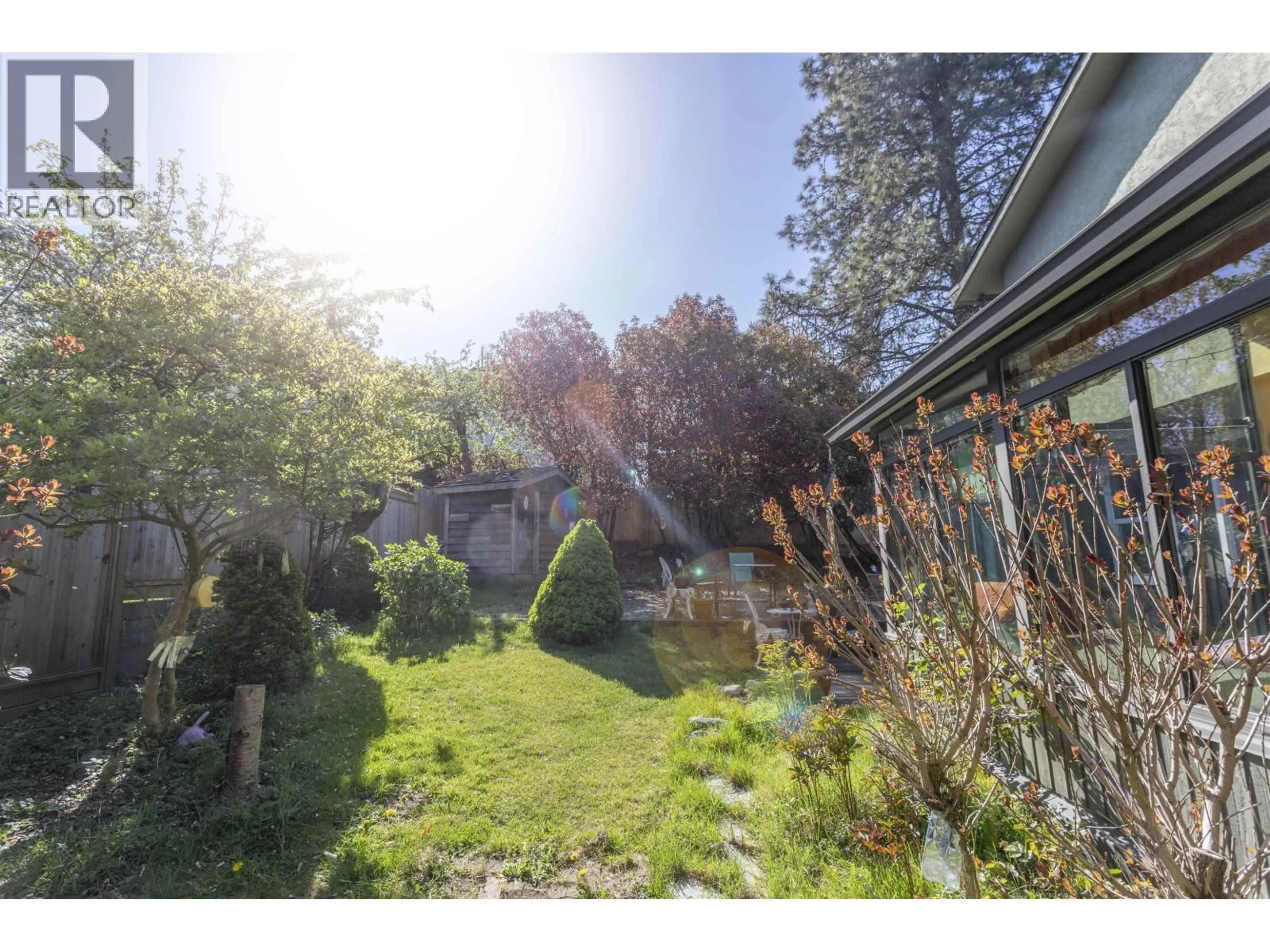 Unknown for 4334 QUEBEC STREET, Vancouver British Columbia V5V3I3