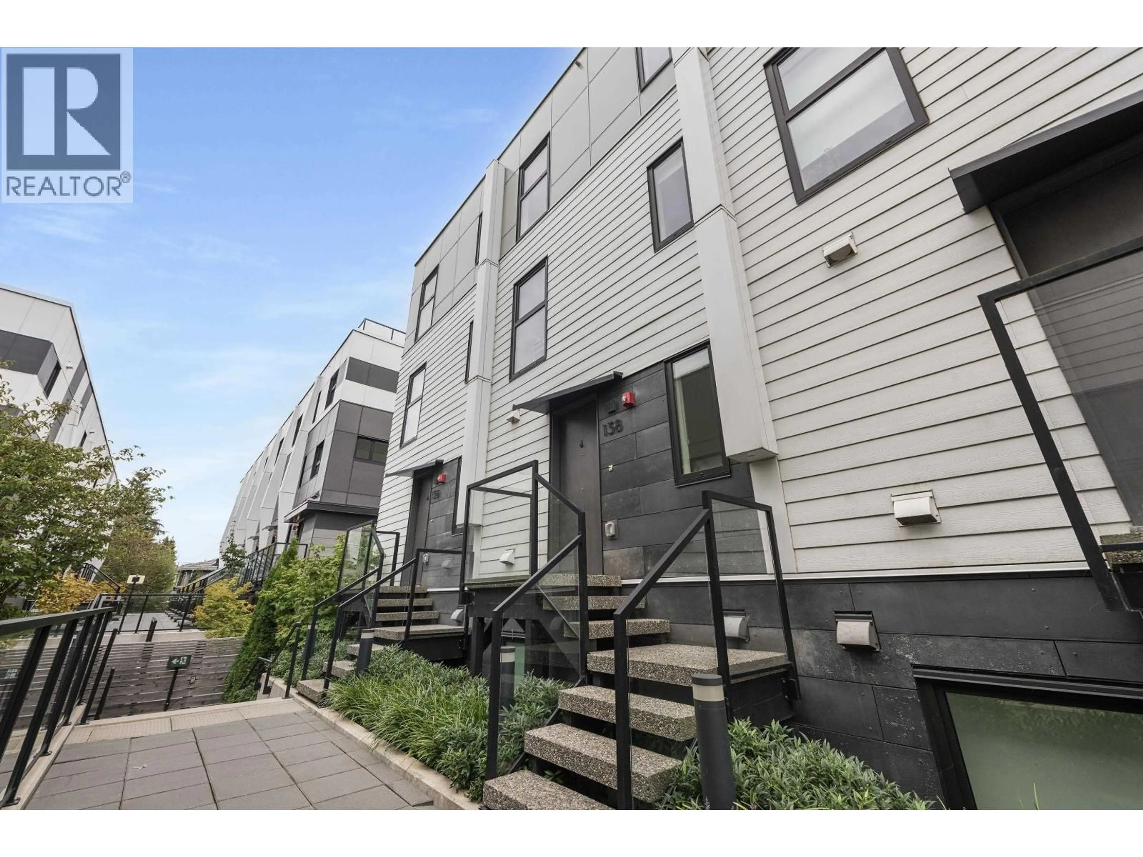 Unknown for 138 WOODSTOCK AVENUE, Vancouver British Columbia V5Y0N1