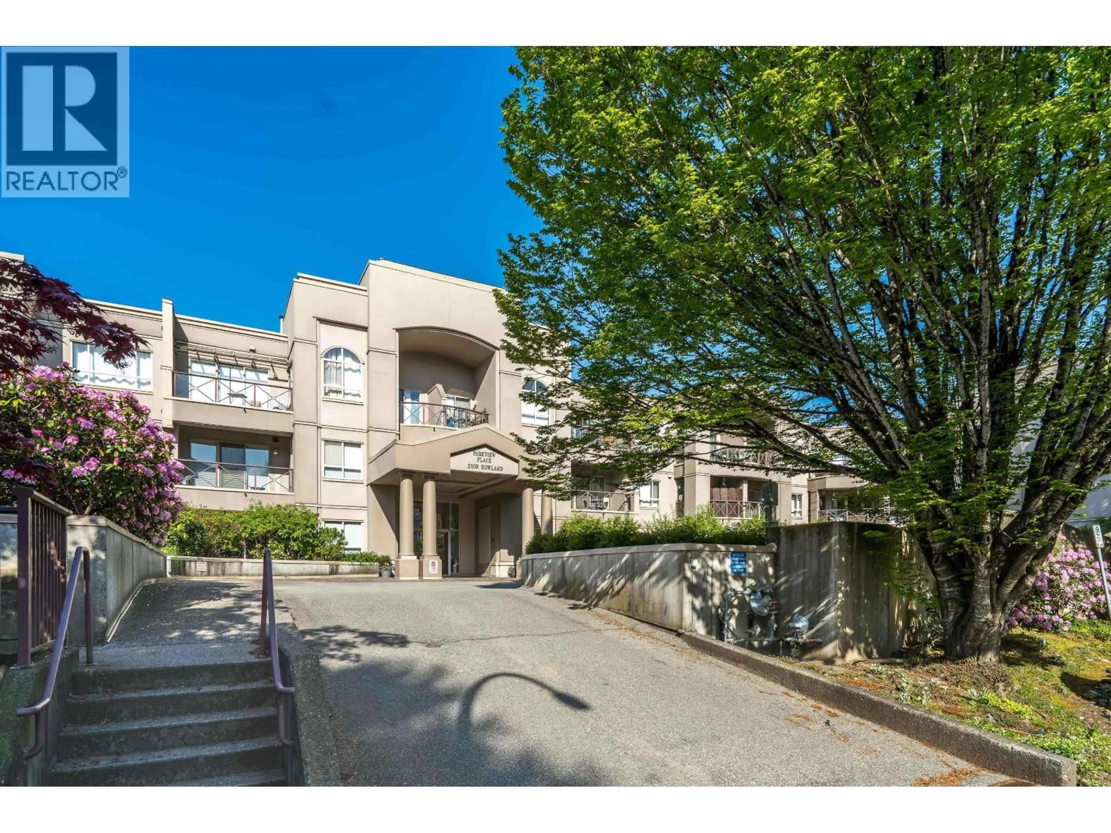 Unknown for 104 - 2109 ROWLAND STREET, Port Coquitlam British Columbia V3C6J4