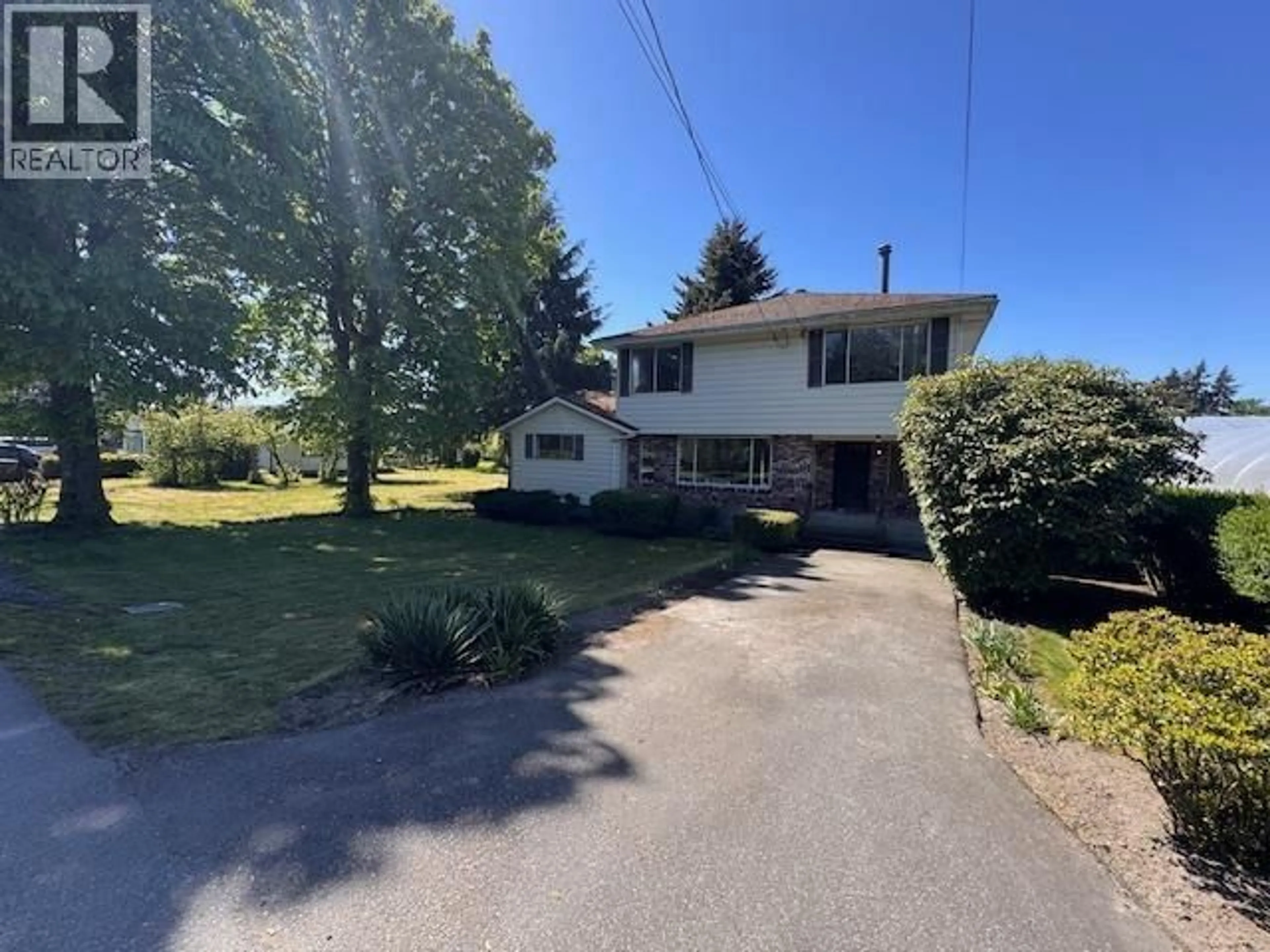 A pic from outside/outdoor area/front of a property/back of a property/a pic from drone, street for 6051 NO. 7 ROAD, Richmond British Columbia V6W1E8