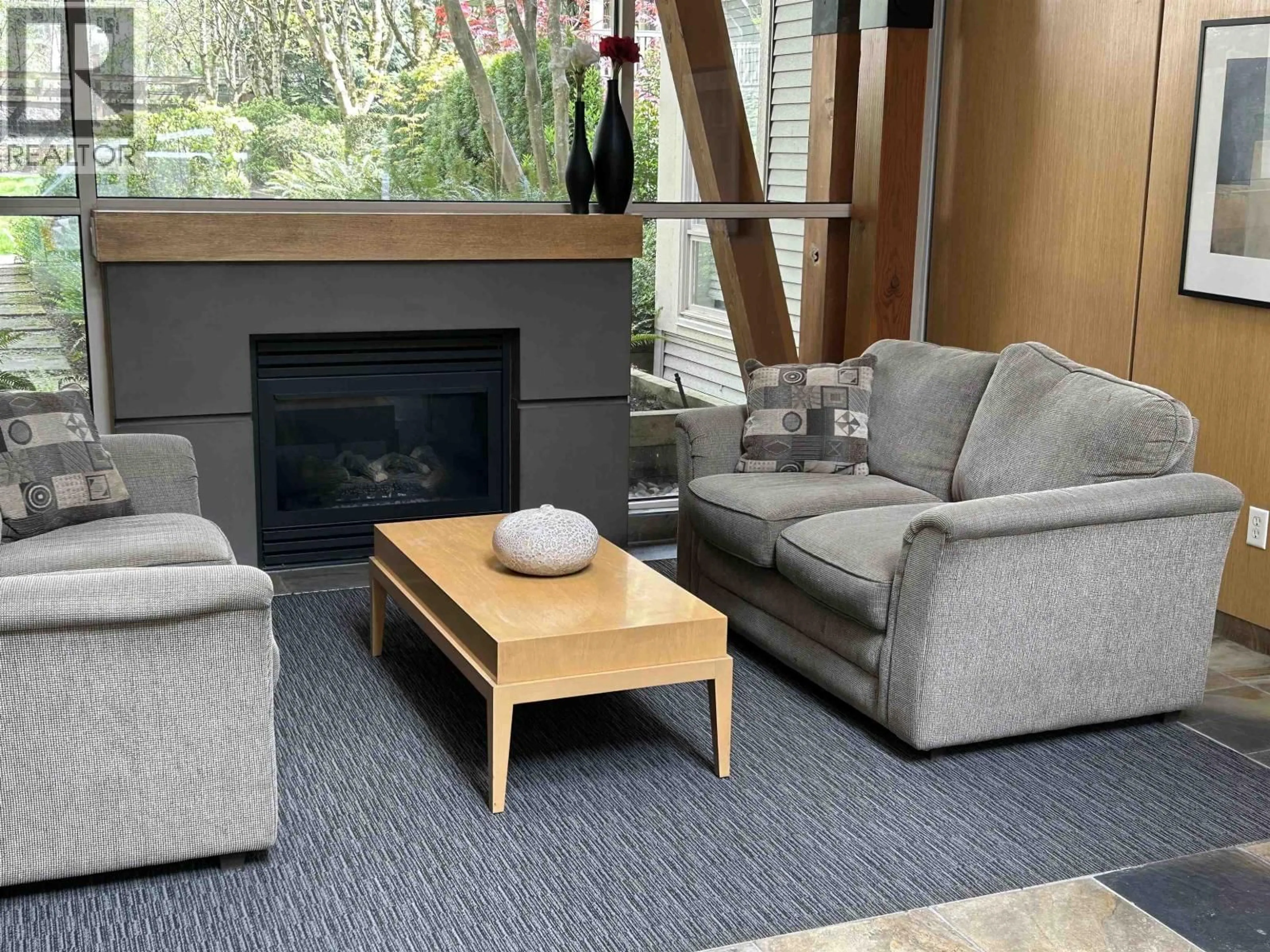 Living room with furniture, unknown for 121 - 801 KLAHANIE DRIVE, Port Moody British Columbia V3H5K4