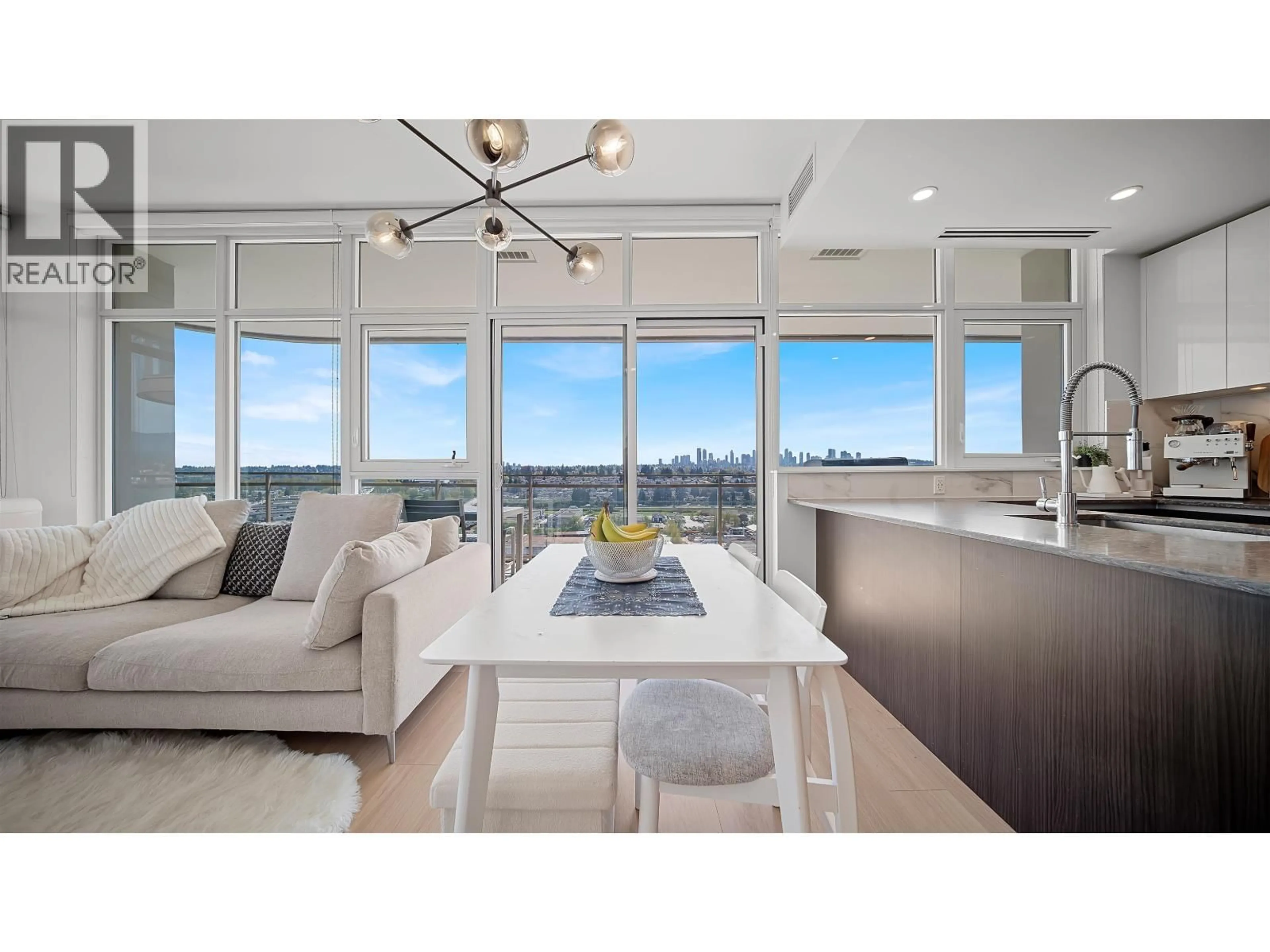 Unknown for 1805 - 5333 GORING STREET, Burnaby British Columbia V5B0B6