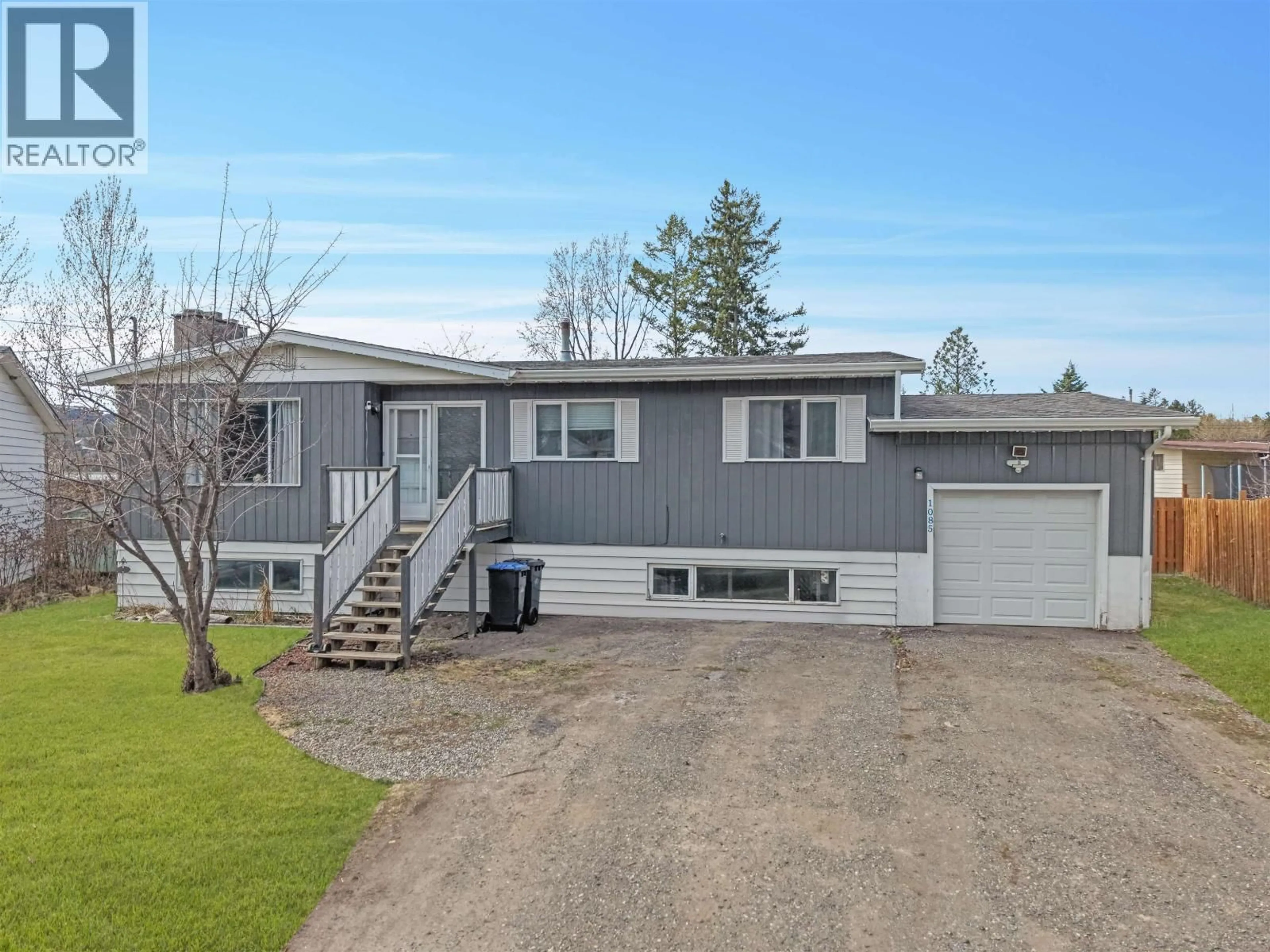 A pic from outside/outdoor area/front of a property/back of a property/a pic from drone, street for 1085 NINTH AVENUE, Williams Lake British Columbia V2G2L2