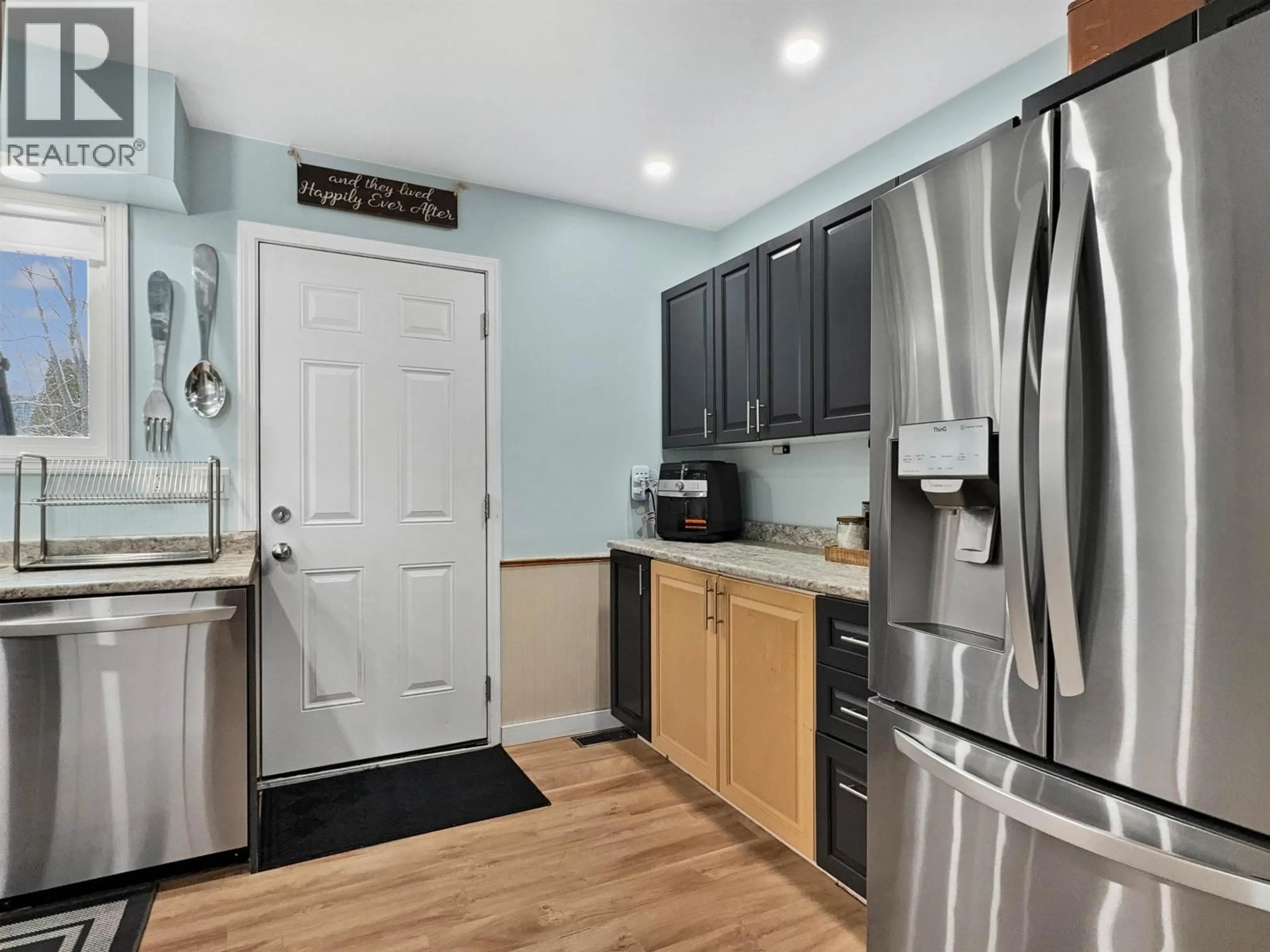 Standard kitchen, unknown for 1085 NINTH AVENUE, Williams Lake British Columbia V2G2L2