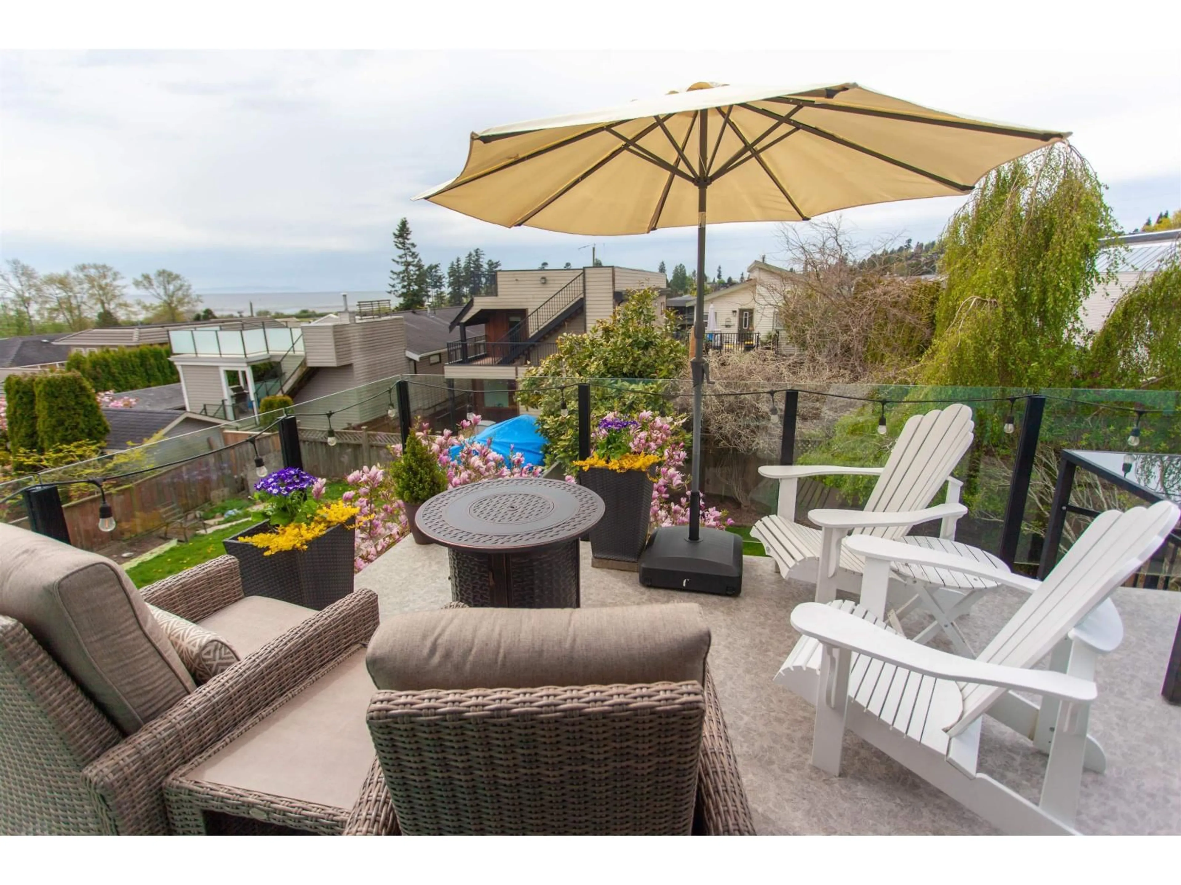 Patio, water/lake/river/ocean view for 867 STAYTE ROAD, White Rock British Columbia V4B4Y6