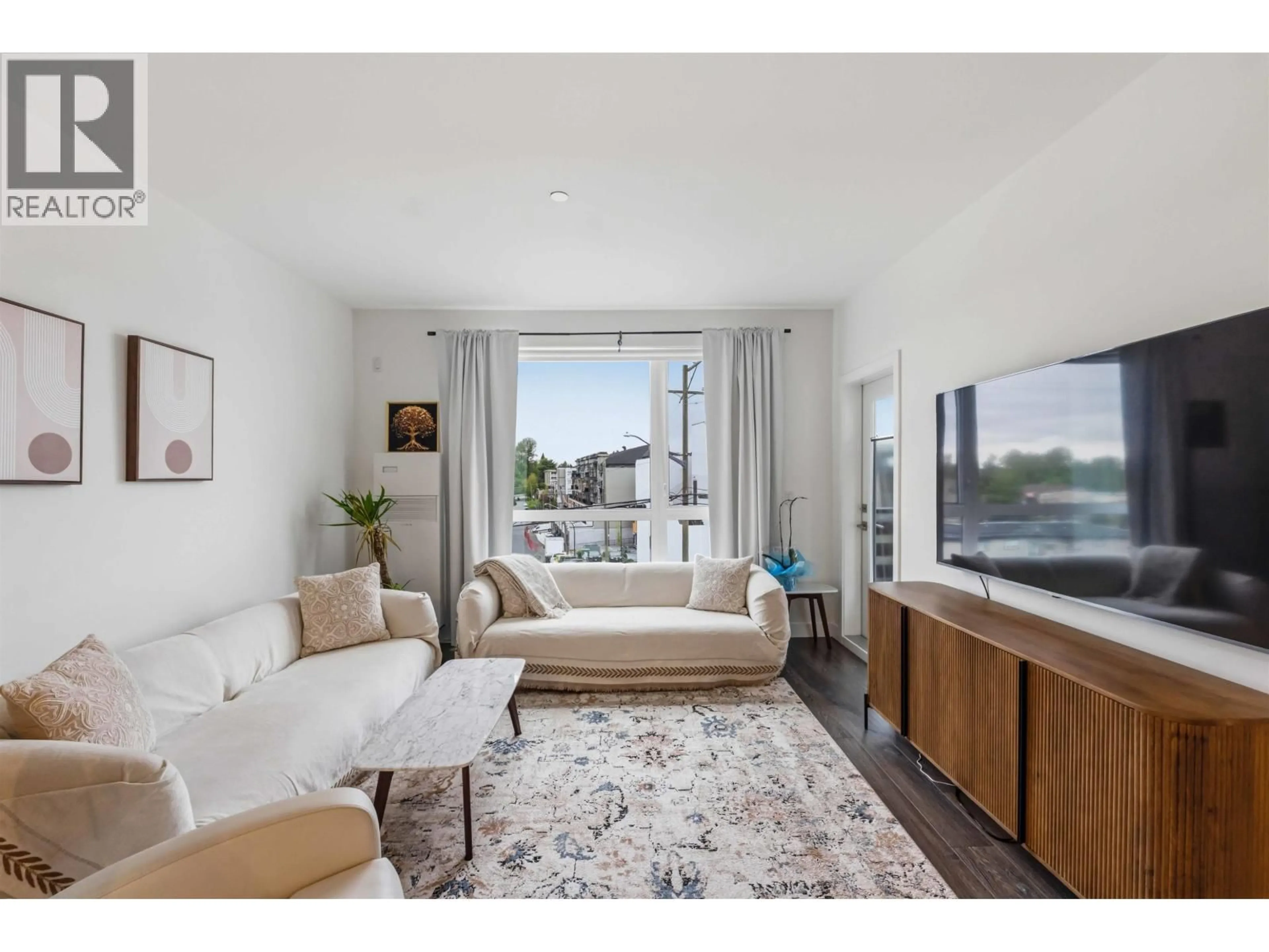 Living room with furniture, unknown for 306 - 11718 224 STREET, Maple Ridge British Columbia V2X6A2