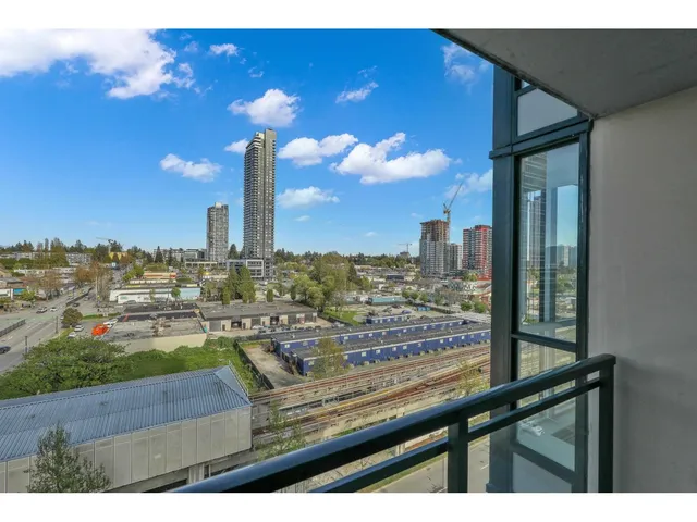 1011 - 10777 UNIVERSITY DRIVE, Surrey 4