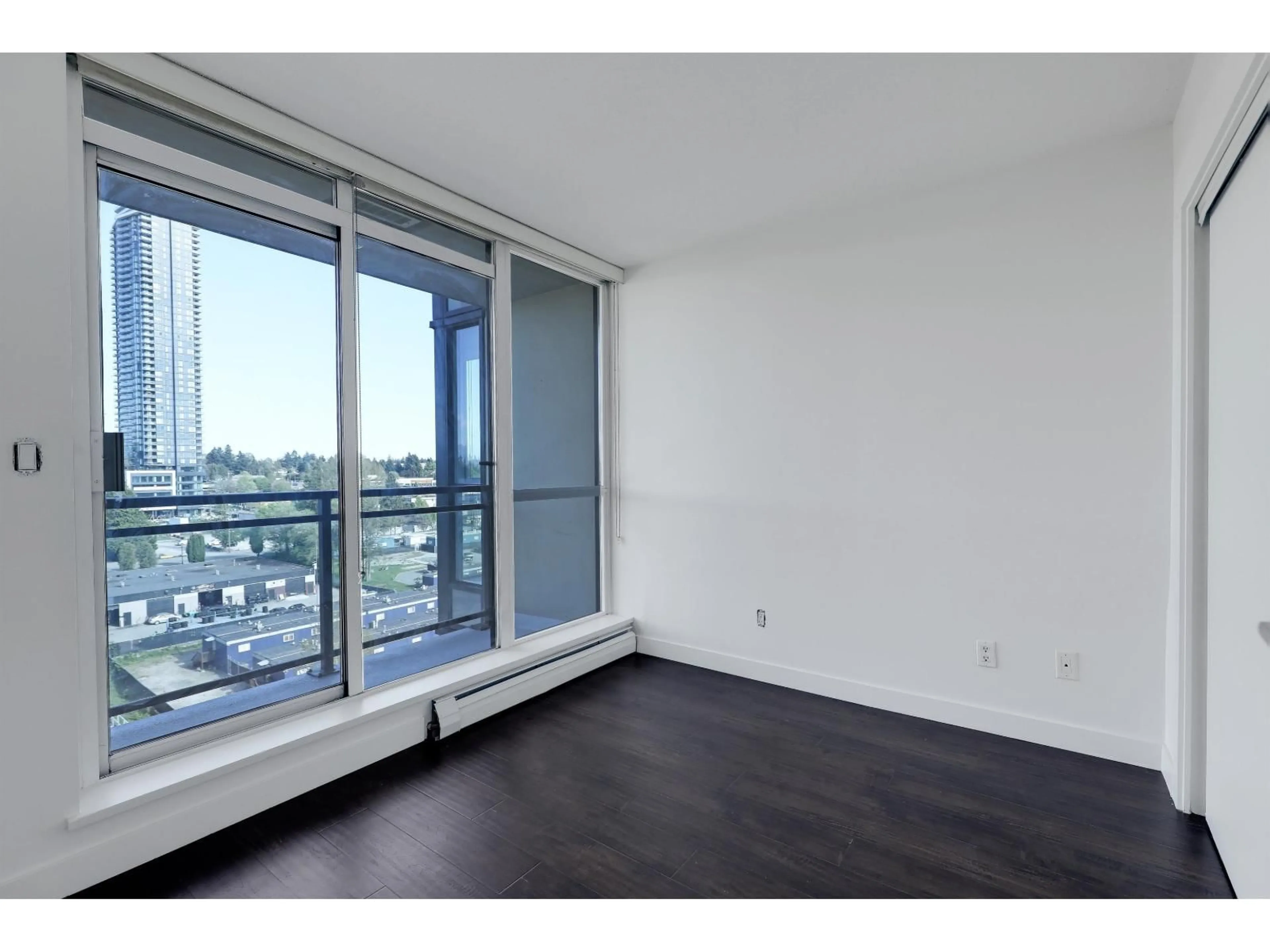 A pic of a room for 1011 - 10777 UNIVERSITY DRIVE, Surrey British Columbia V3T0E6