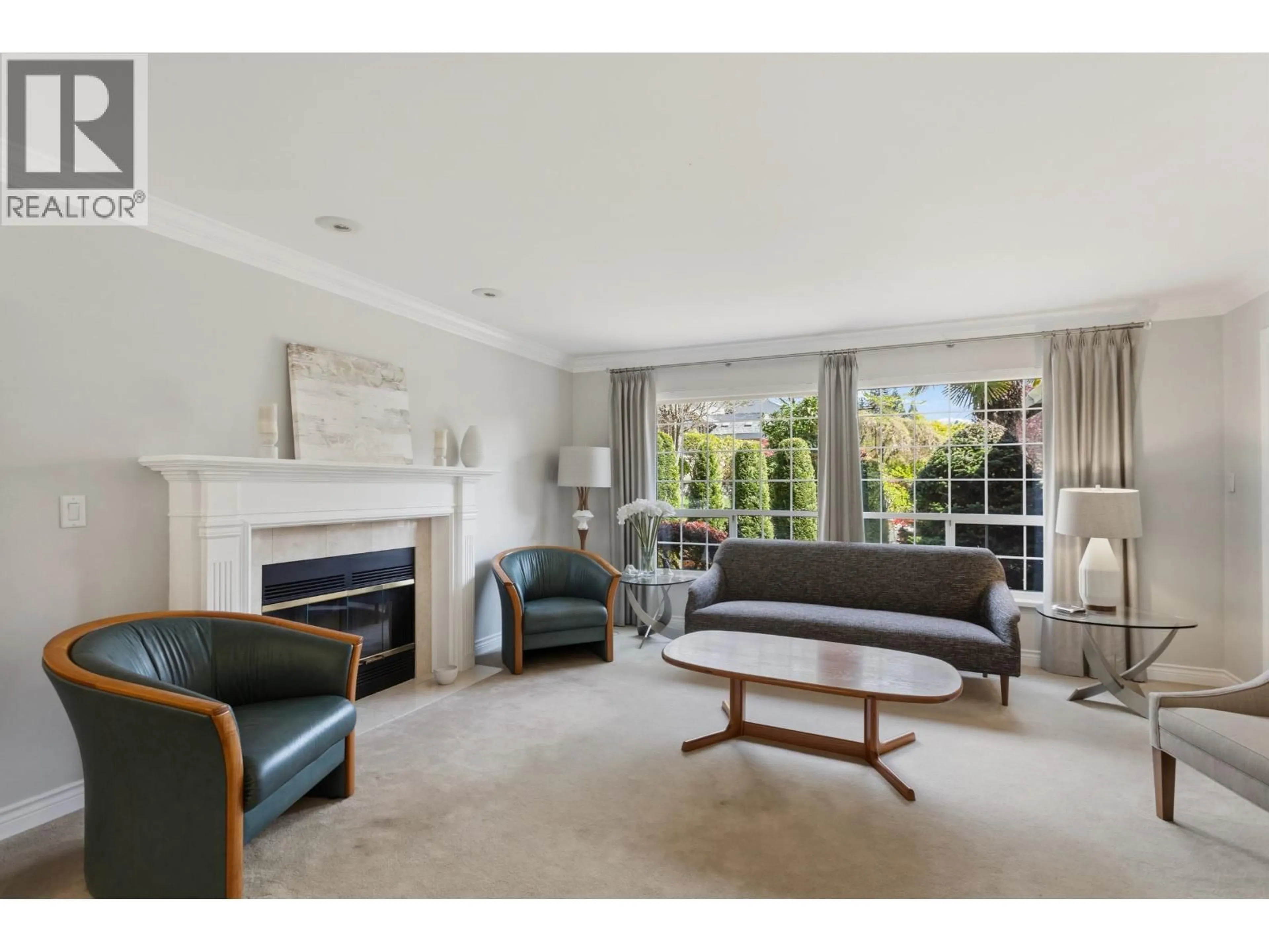 Living room with furniture, unknown for 2465 BERTON PLACE, North Vancouver British Columbia V7H2W9