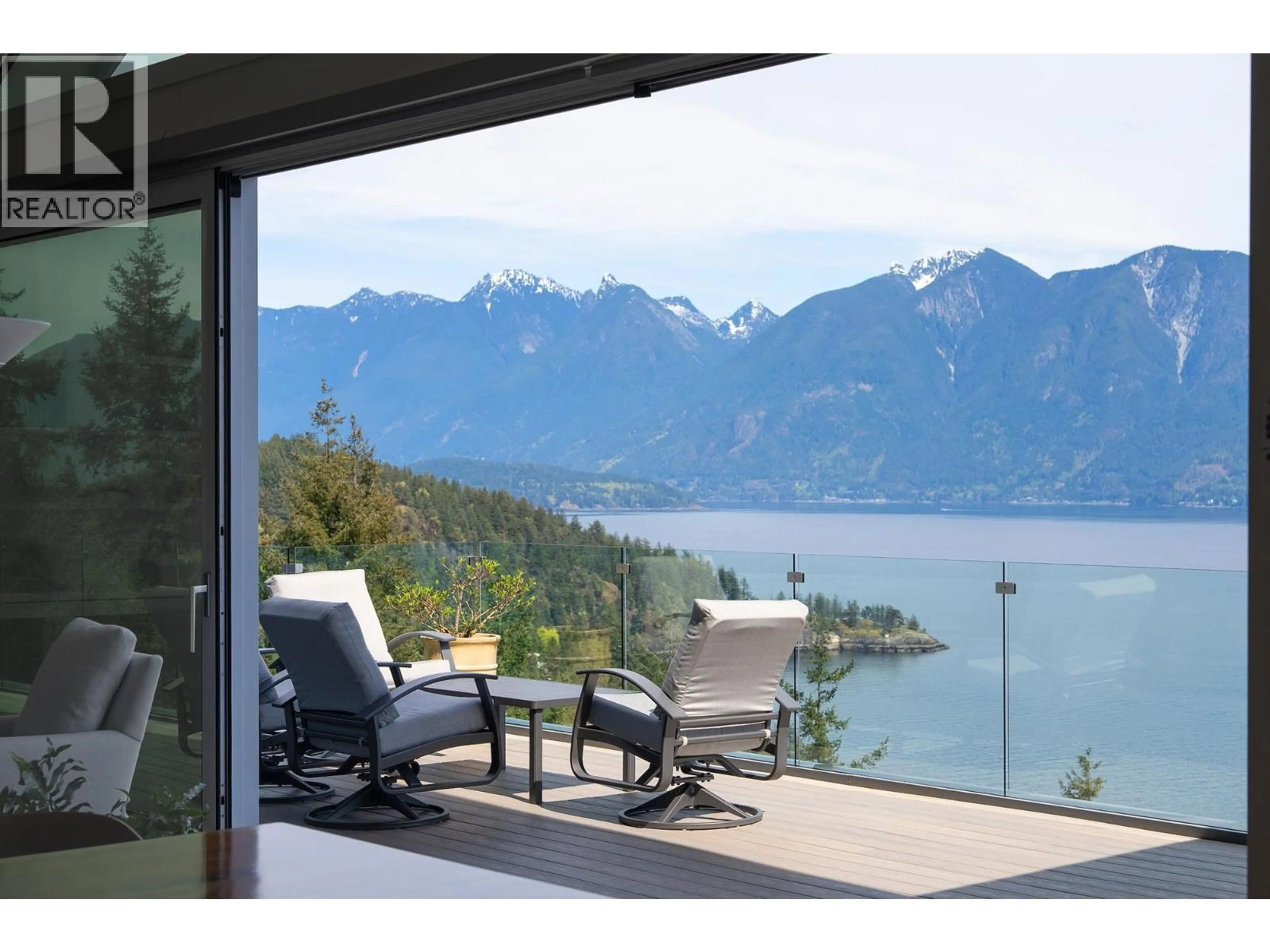Patio, water/lake/river/ocean view for 743 CHANNELVIEW DRIVE, Bowen Island British Columbia V0N1G1