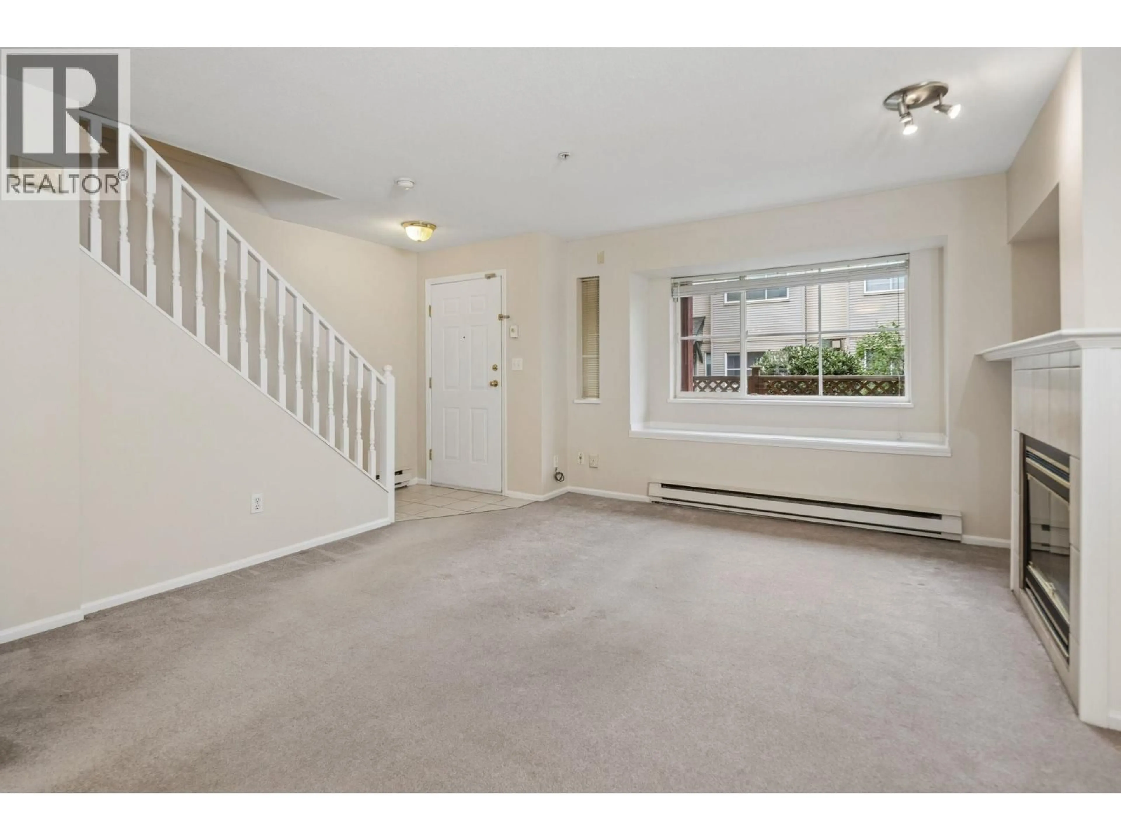 A pic of a room for 29 - 12449 191 STREET, Pitt Meadows British Columbia V3Y2R4