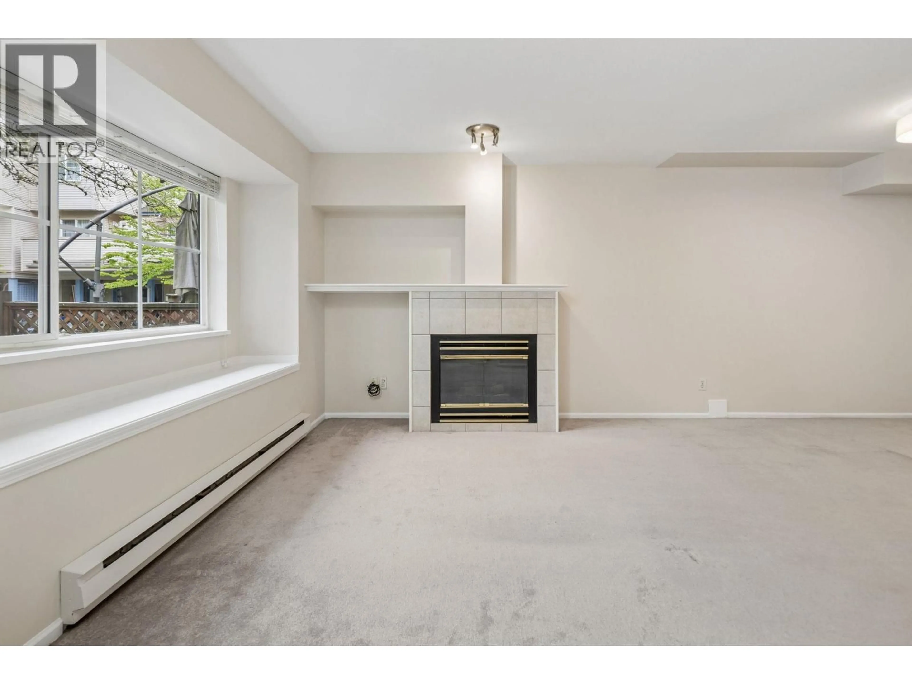 A pic of a room for 29 - 12449 191 STREET, Pitt Meadows British Columbia V3Y2R4