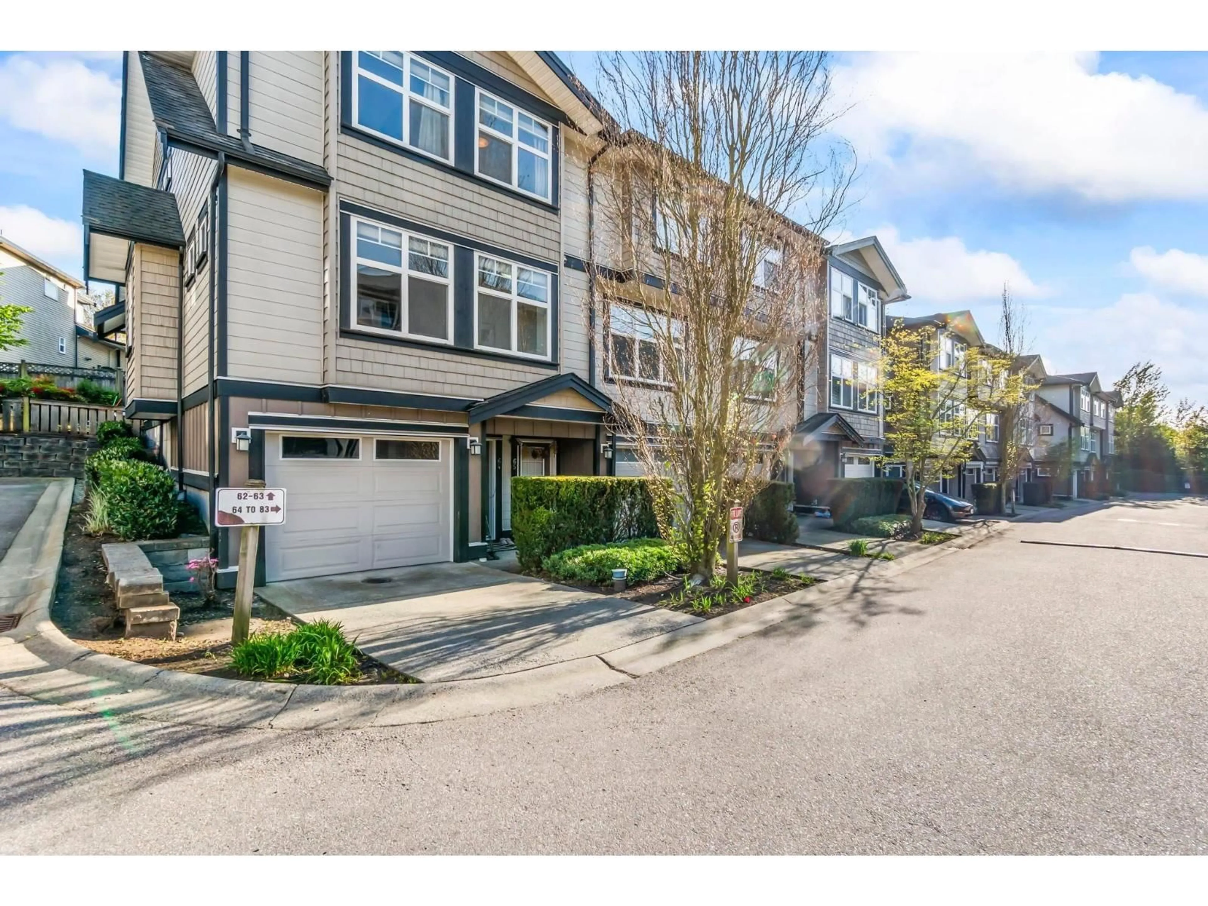 Unknown for 64 - 6350 142 STREET, Surrey British Columbia V3X1B8