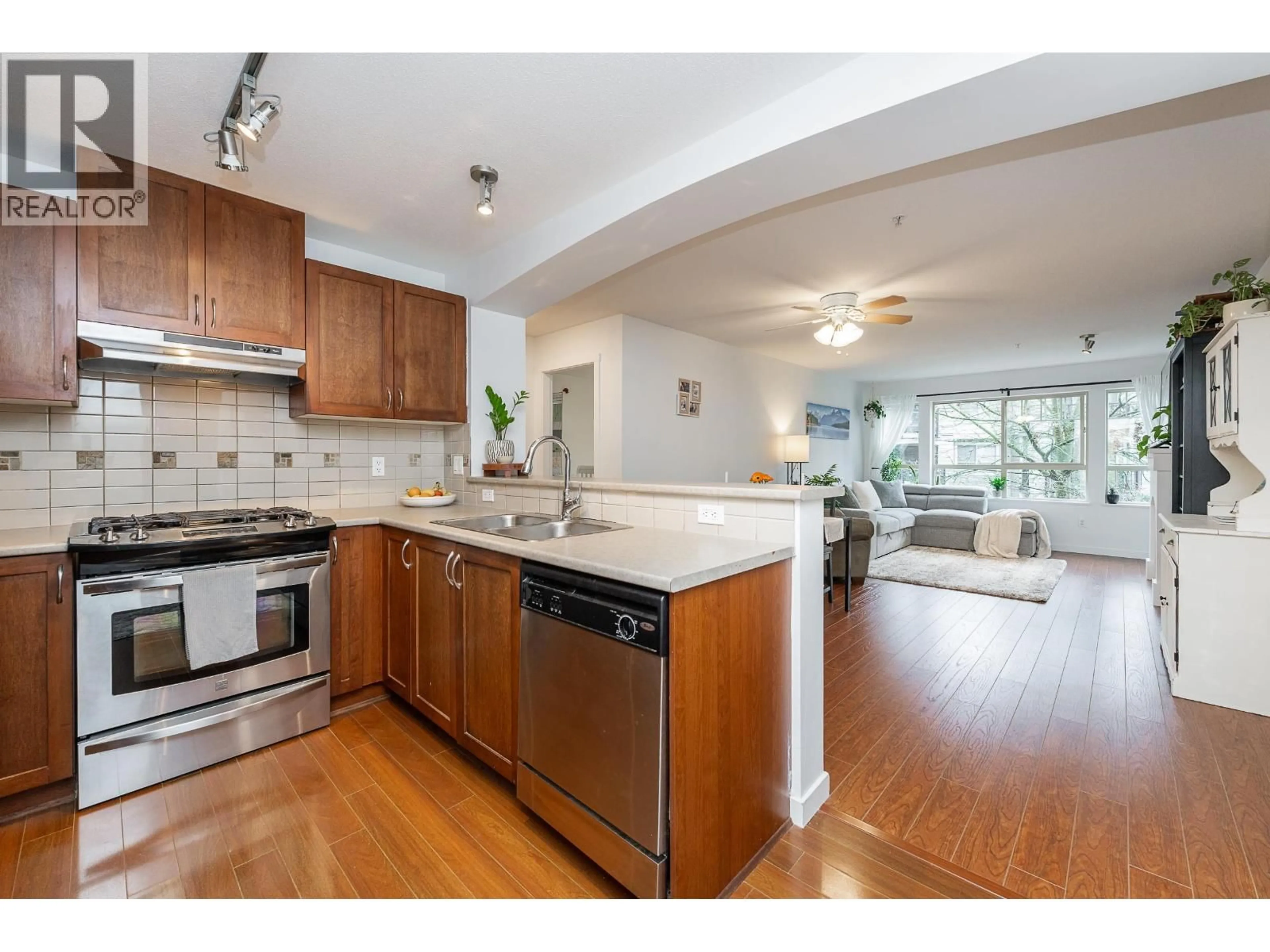 Open concept kitchen, unknown for 201 - 2951 SILVER SPRINGS BOULEVARD, Coquitlam British Columbia V3E3S4